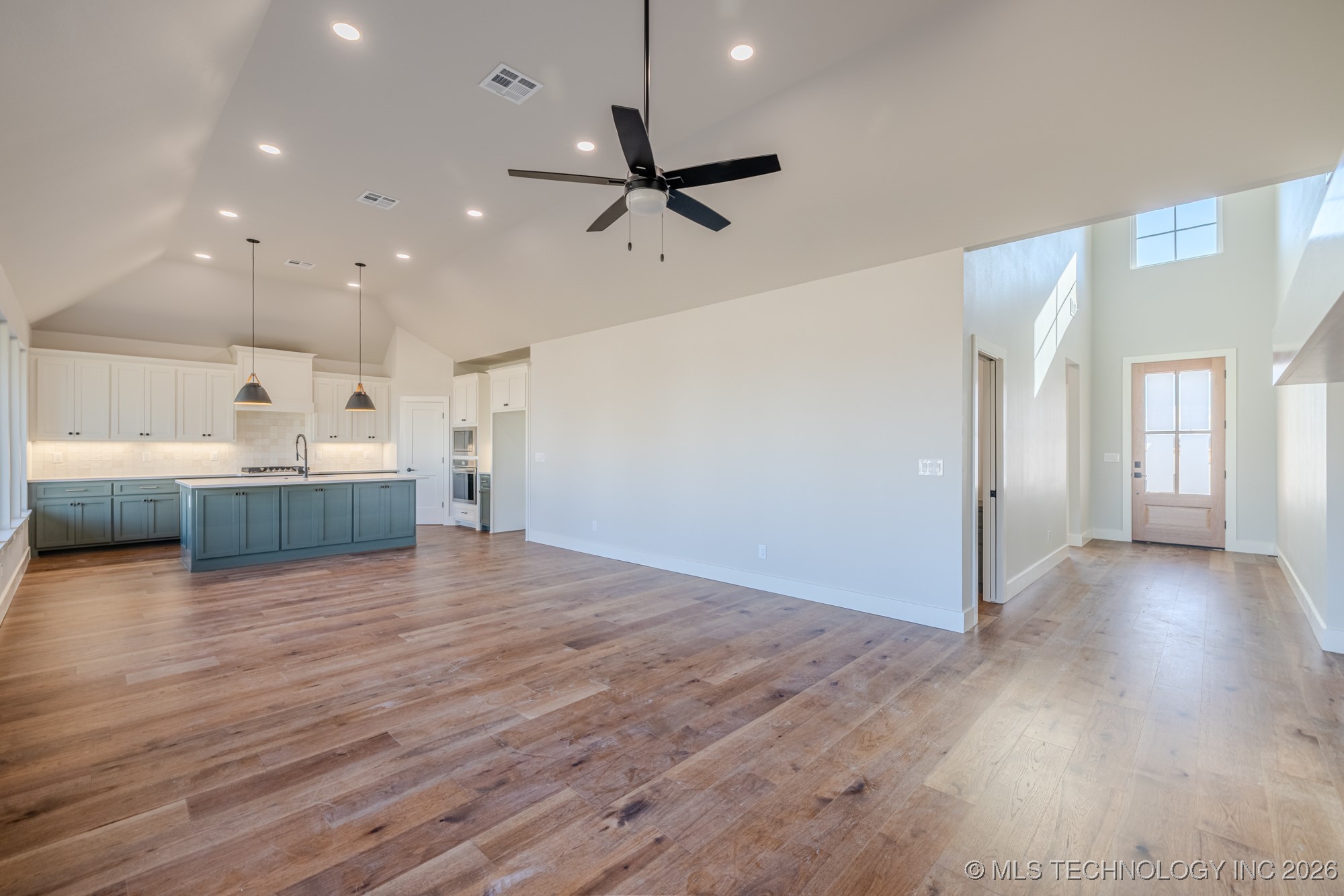 23285 E 106th Street S Property Photo 5