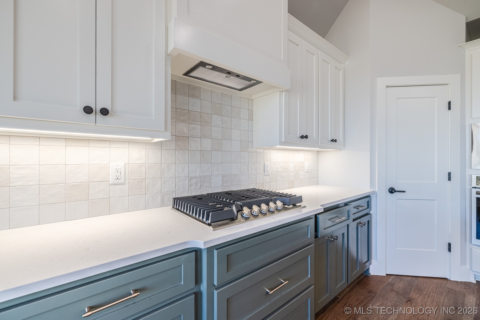 23285 E 106th Street S Property Photo 11