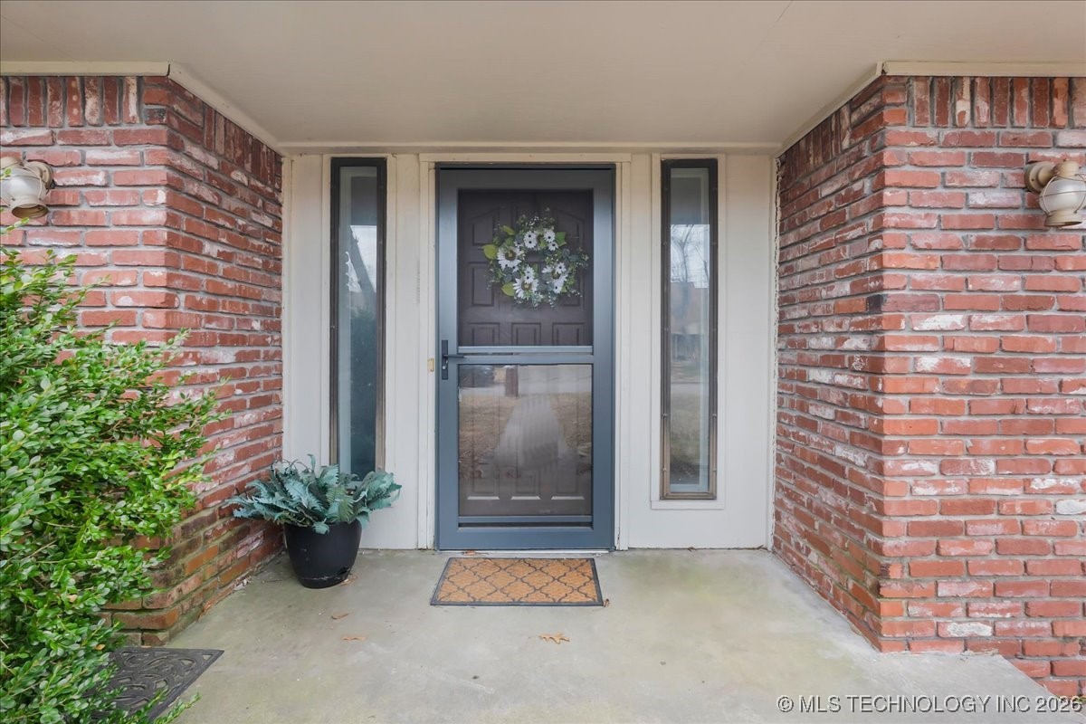 1905 W Indianola Street Property Photo 2