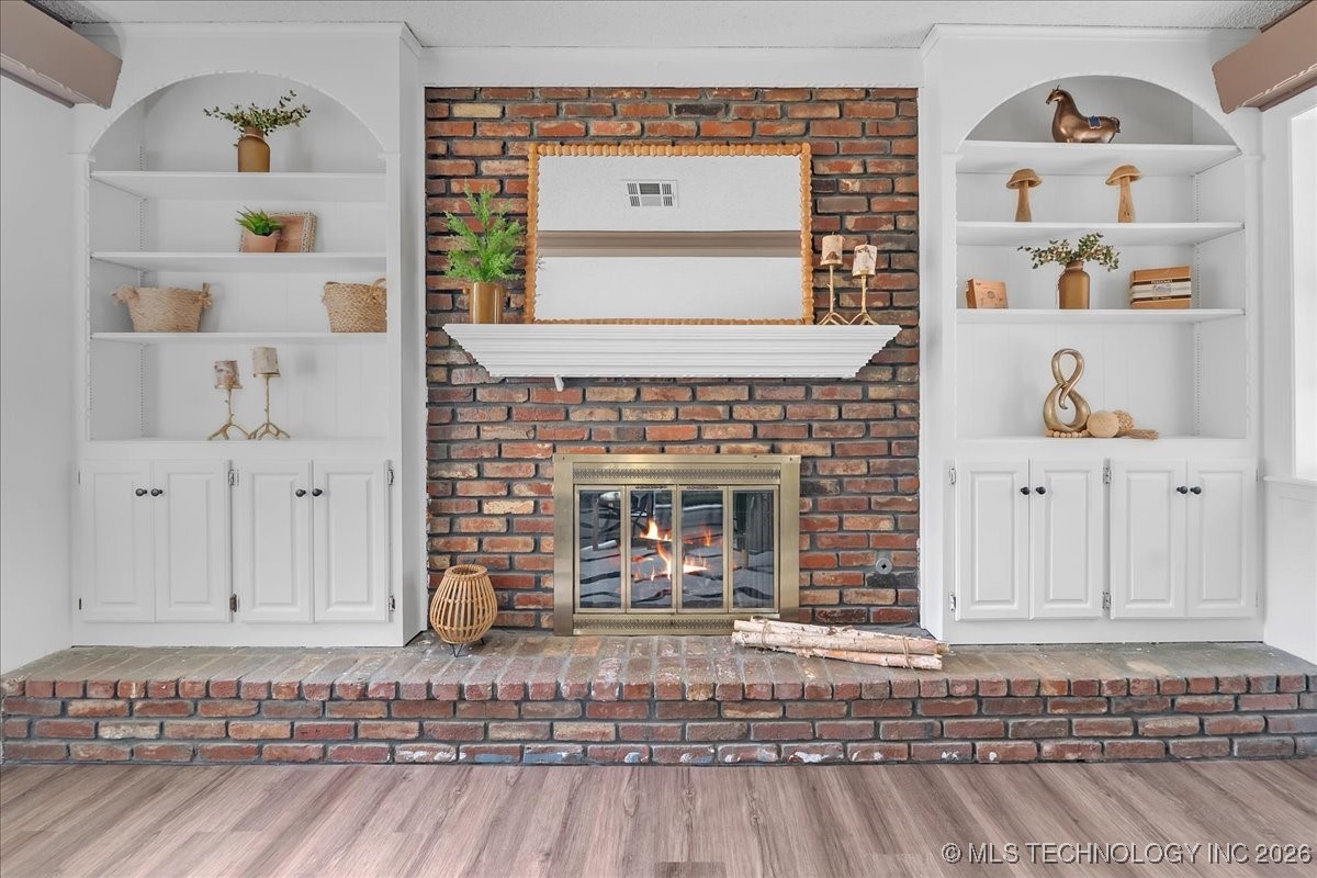 1905 W Indianola Street Property Photo 7