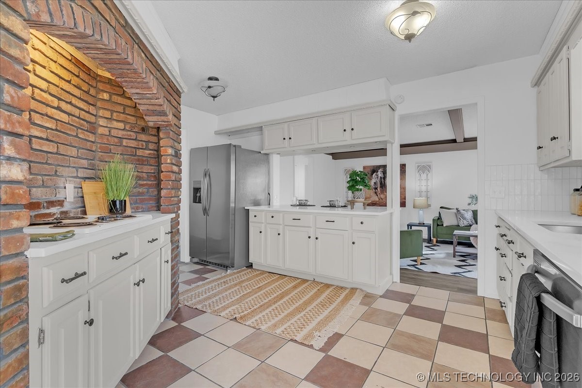 1905 W Indianola Street Property Photo 18