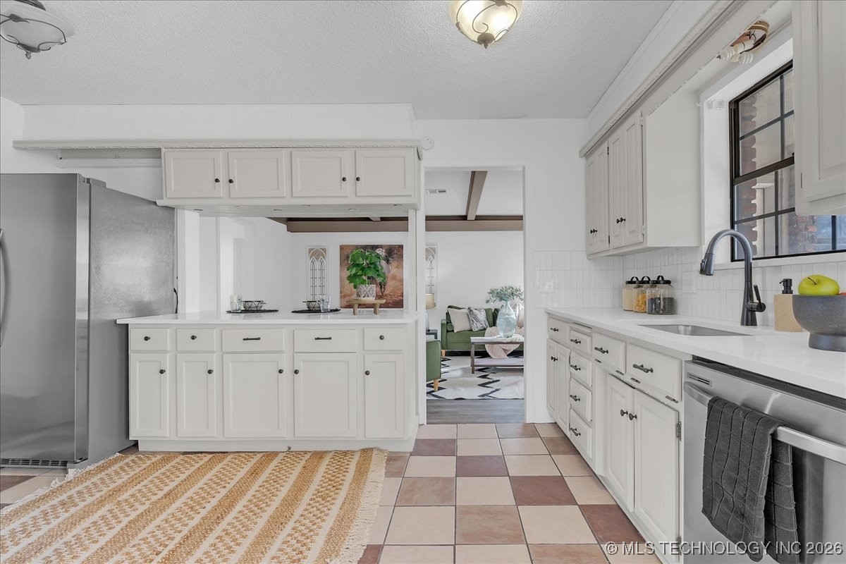 1905 W Indianola Street Property Photo 24