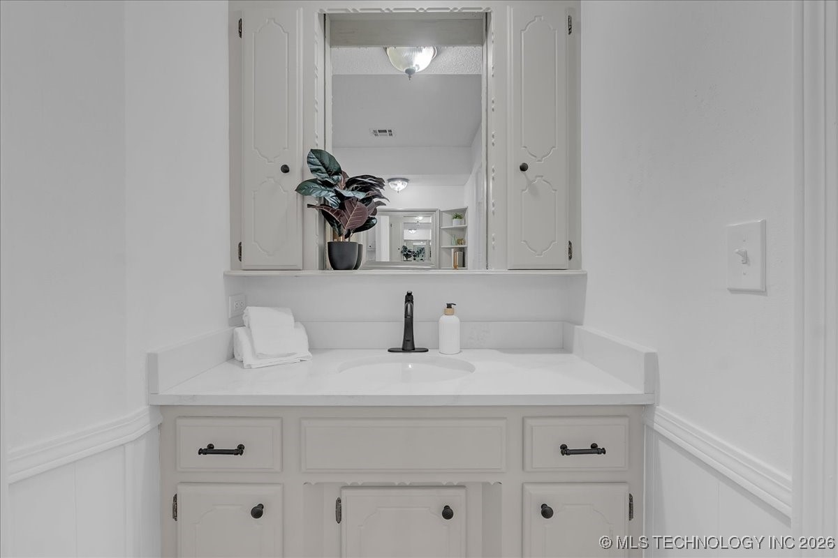 1905 W Indianola Street Property Photo 41