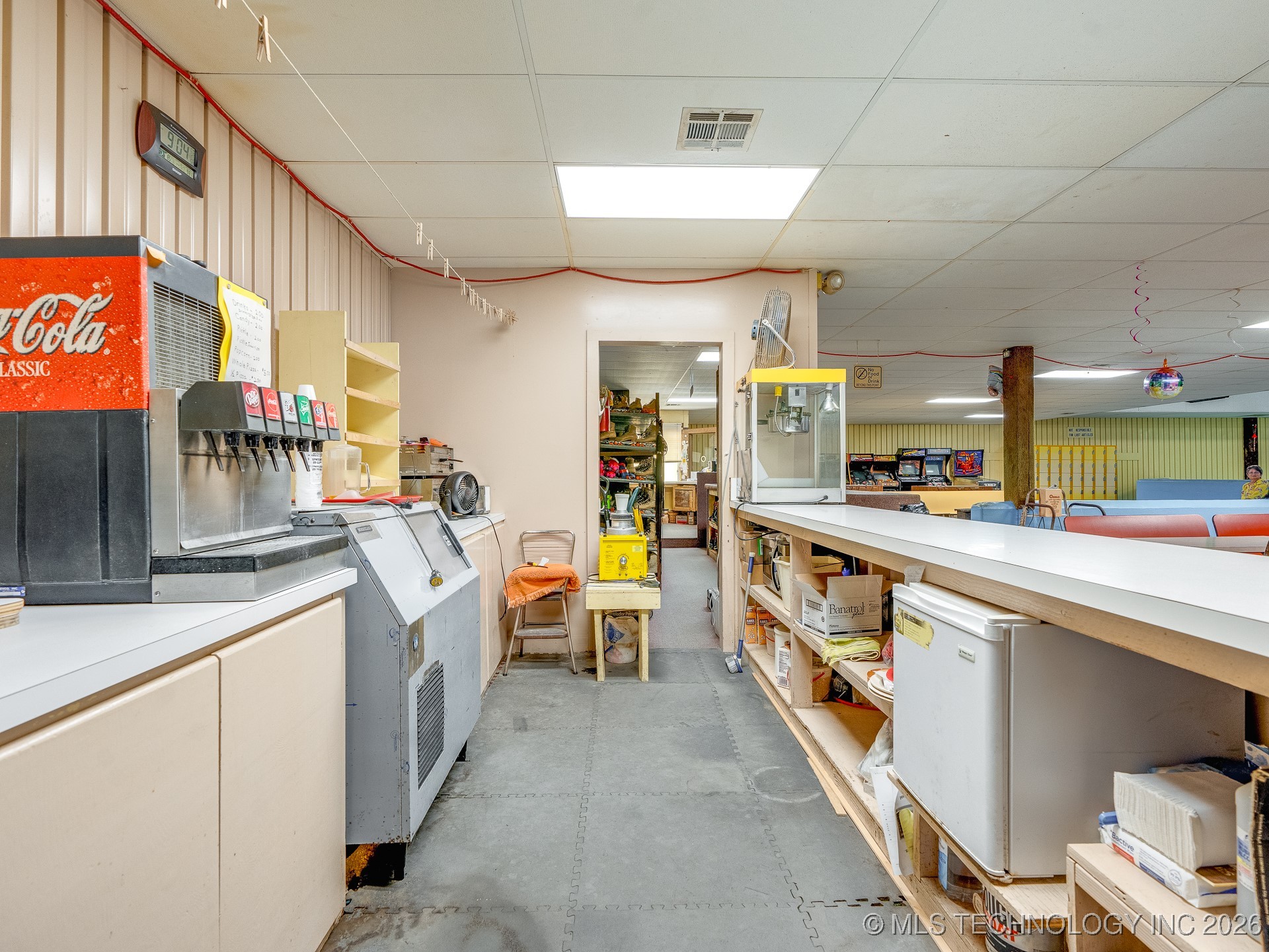 2020 W 1st Property Photo 7