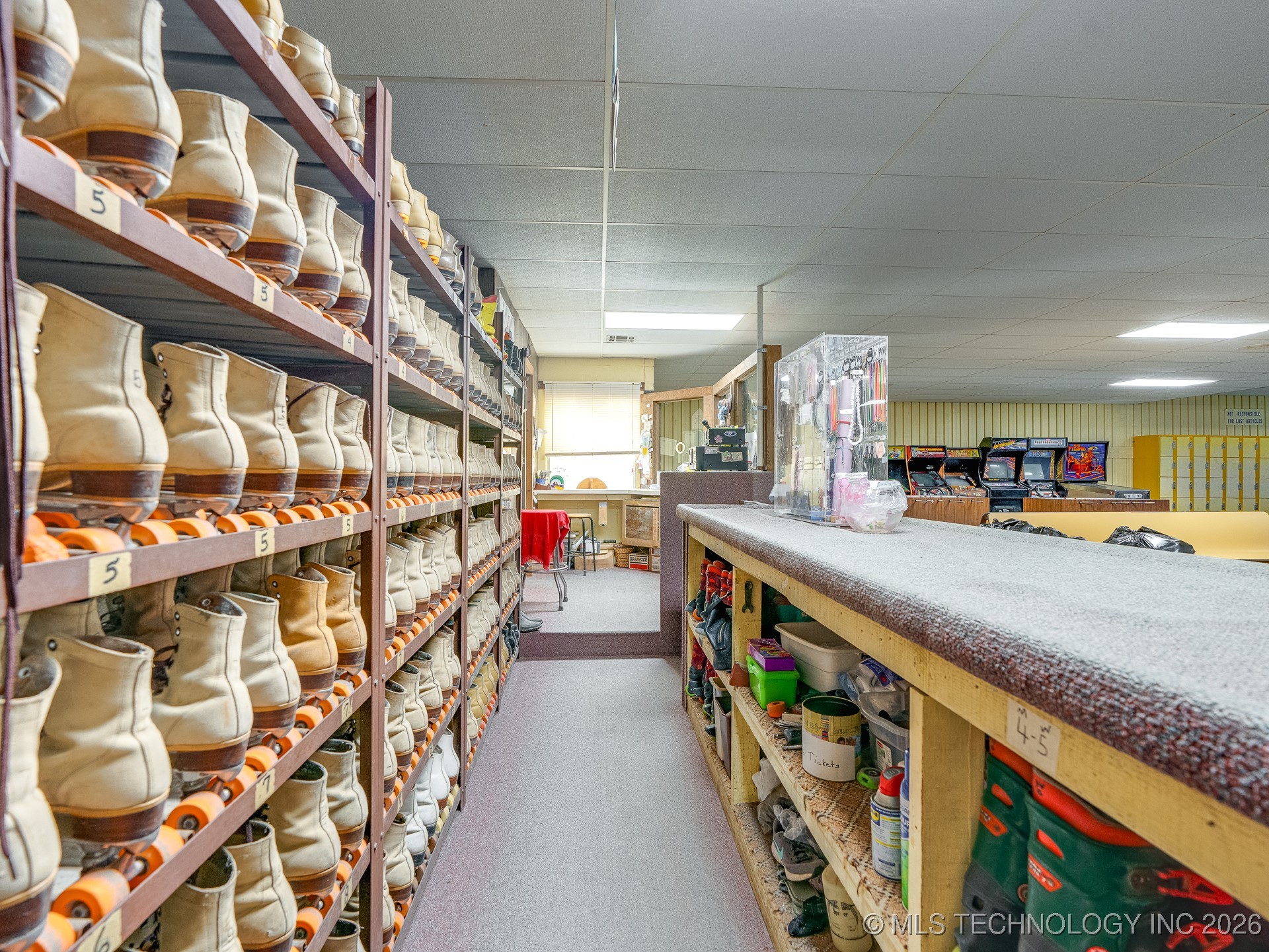 2020 W 1st Property Photo 8