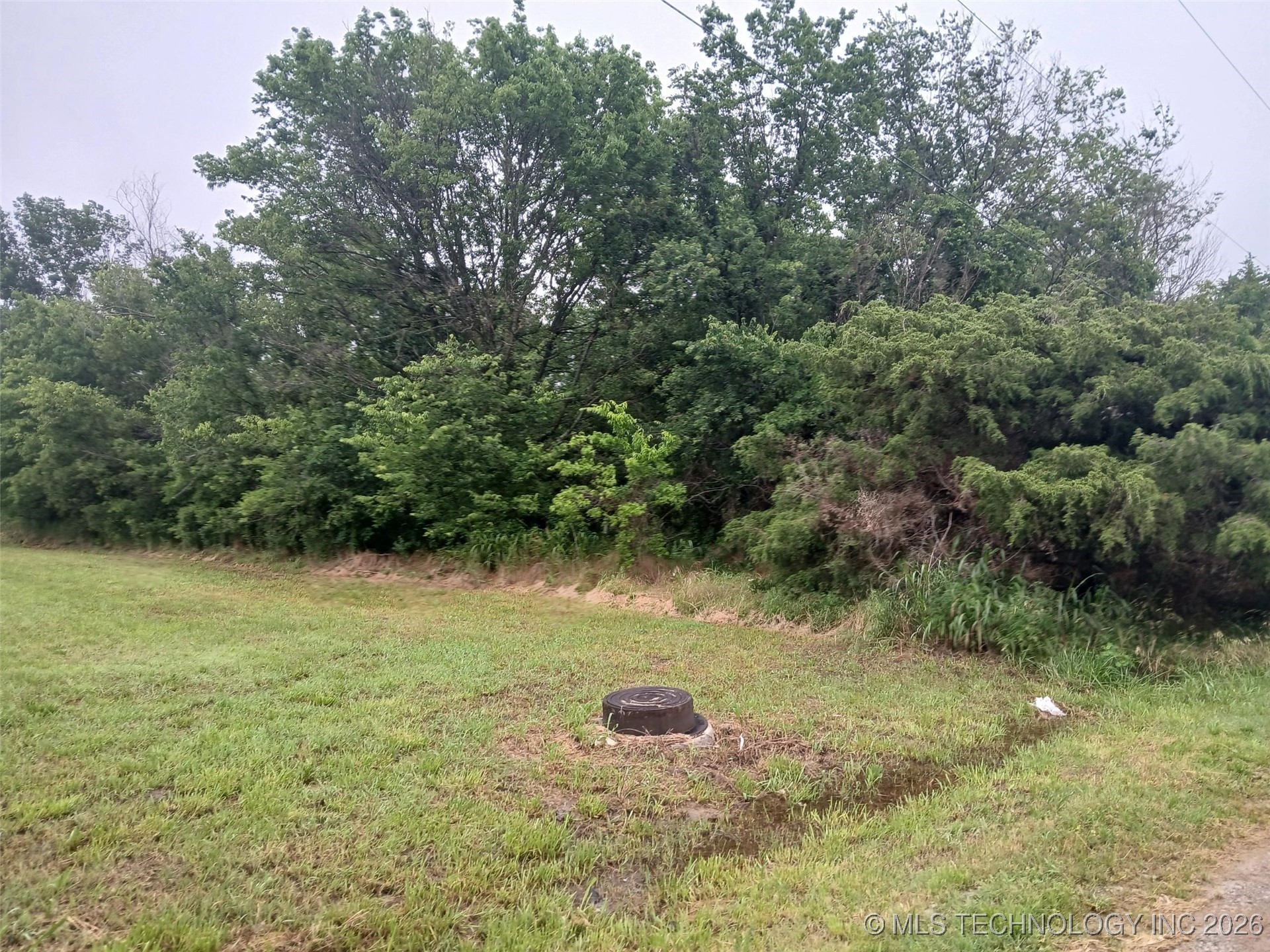 E Shawnee Avenue Property Photo 5