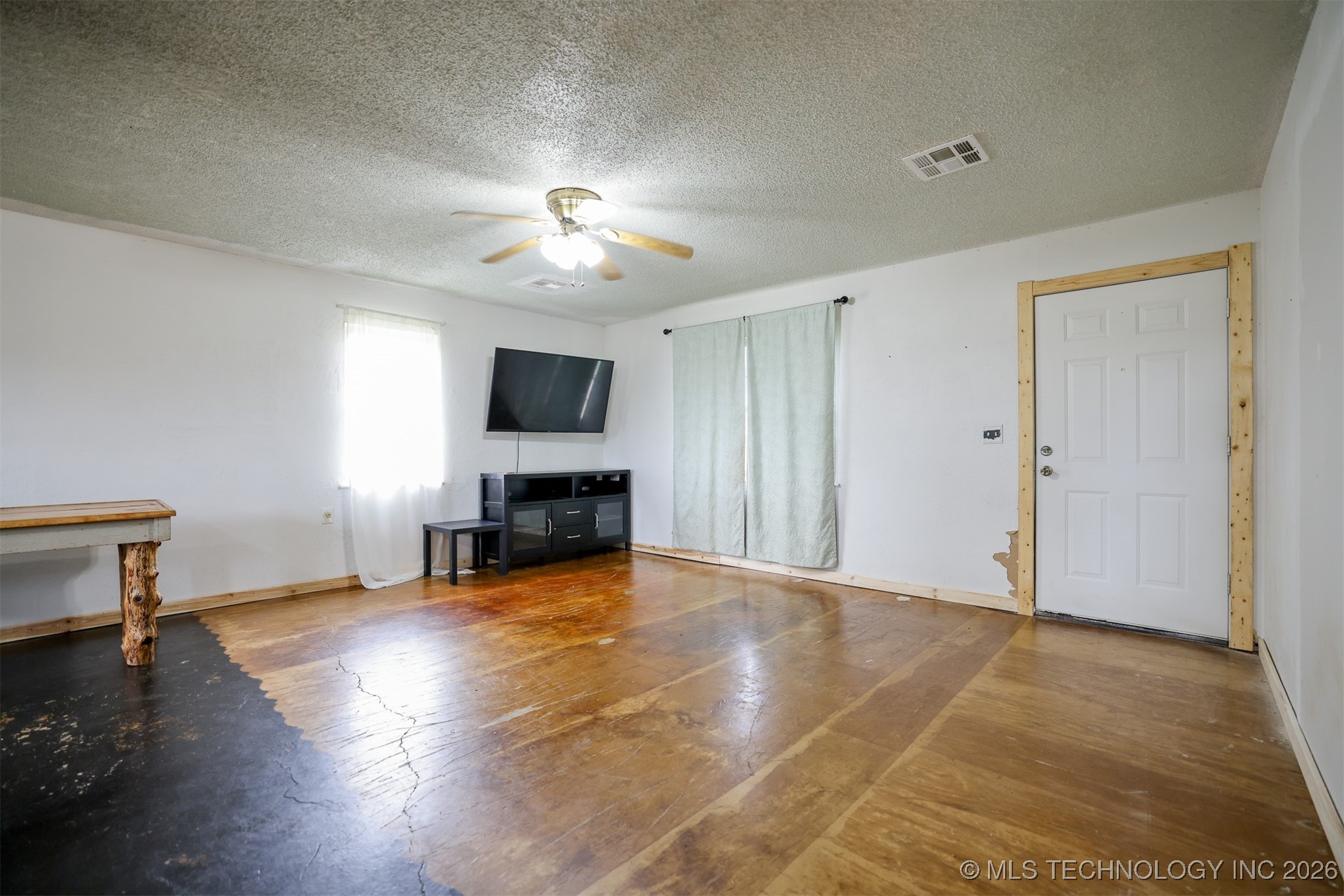 1421 S Cedar Street Property Photo 12