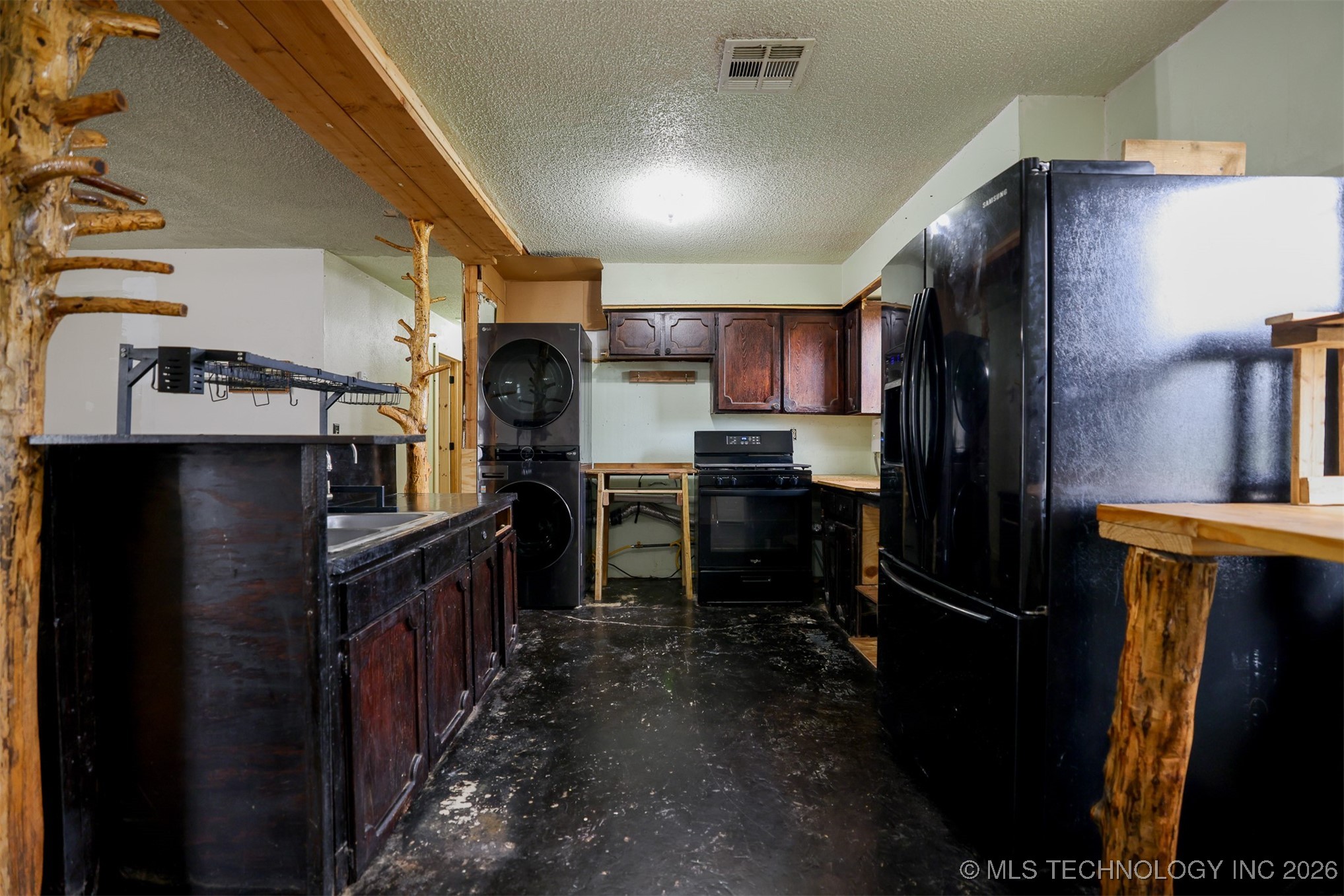 1421 S Cedar Street Property Photo 15