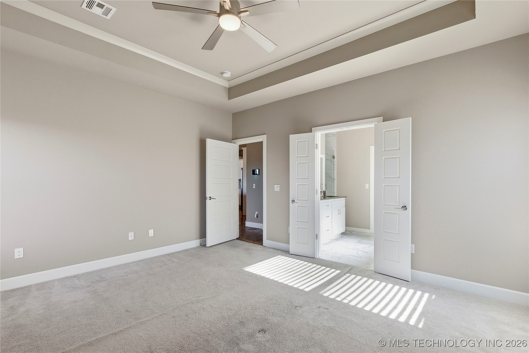 10402 S 226th East Avenue Property Photo 12