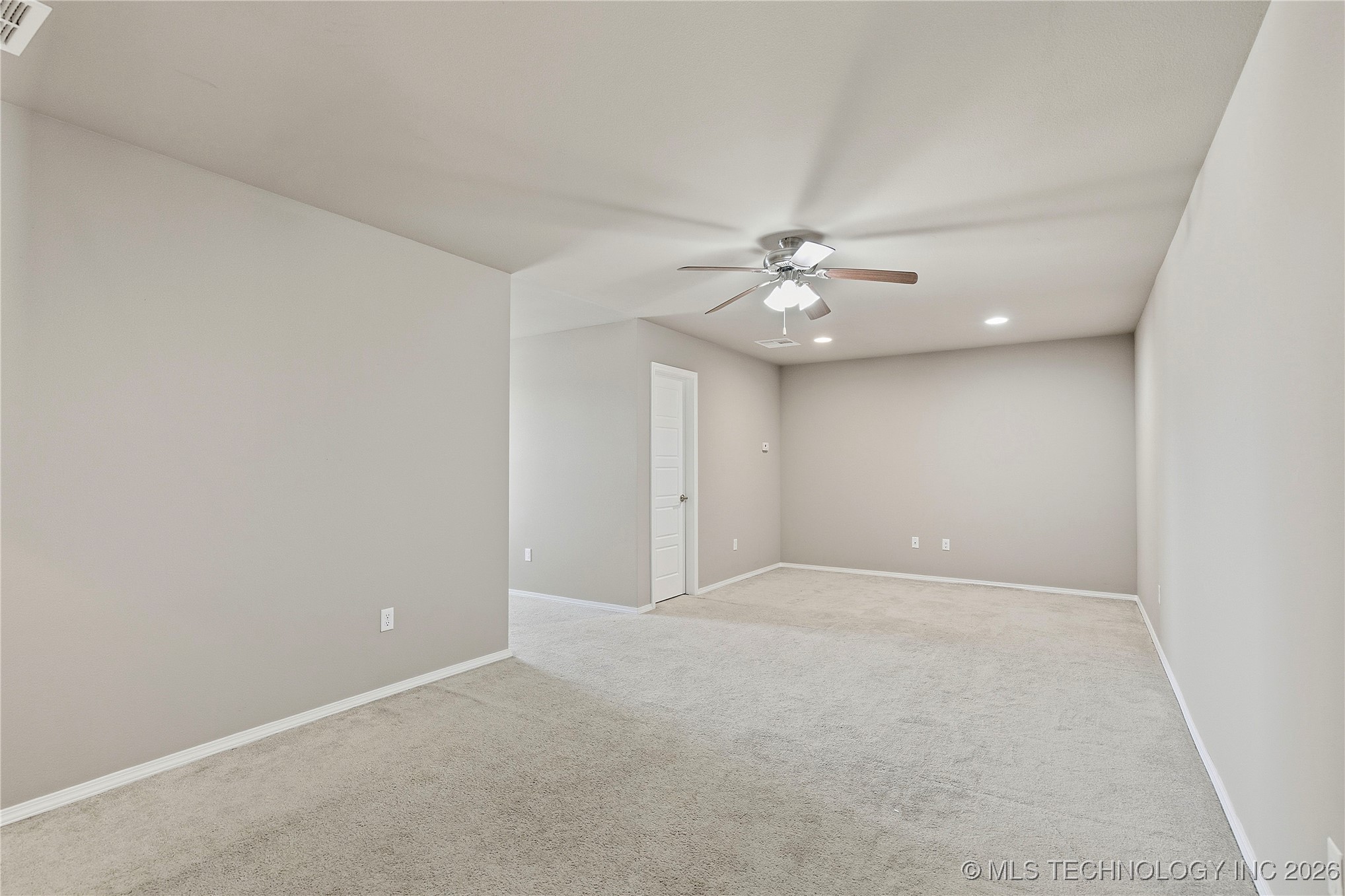 10402 S 226th East Avenue Property Photo 21