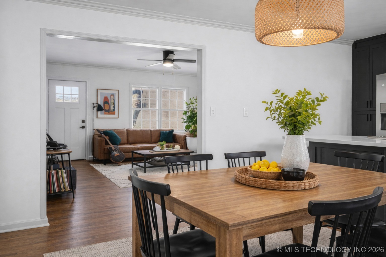 1111 S Vandalia Avenue Property Photo 6