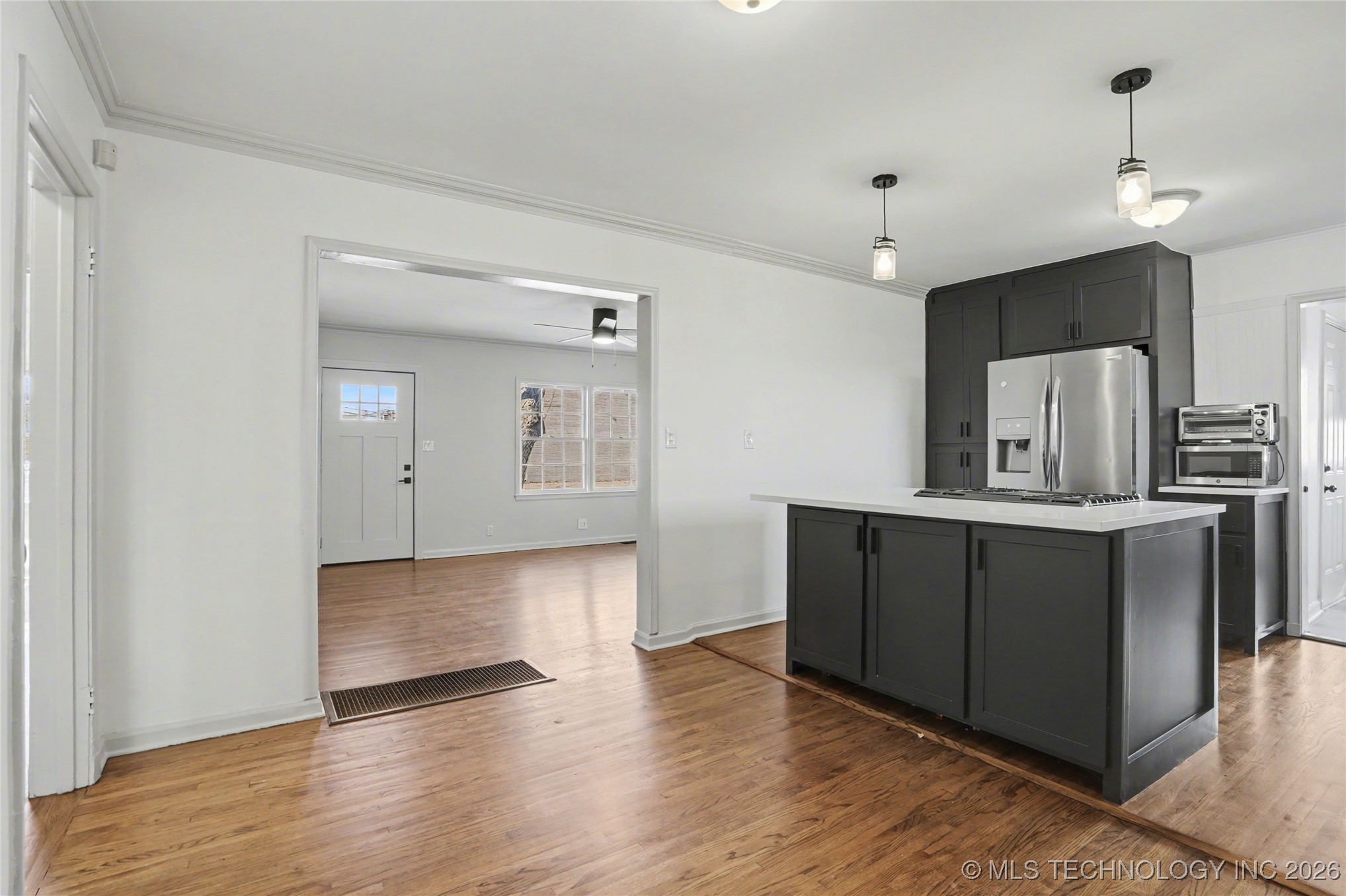 1111 S Vandalia Avenue Property Photo 7