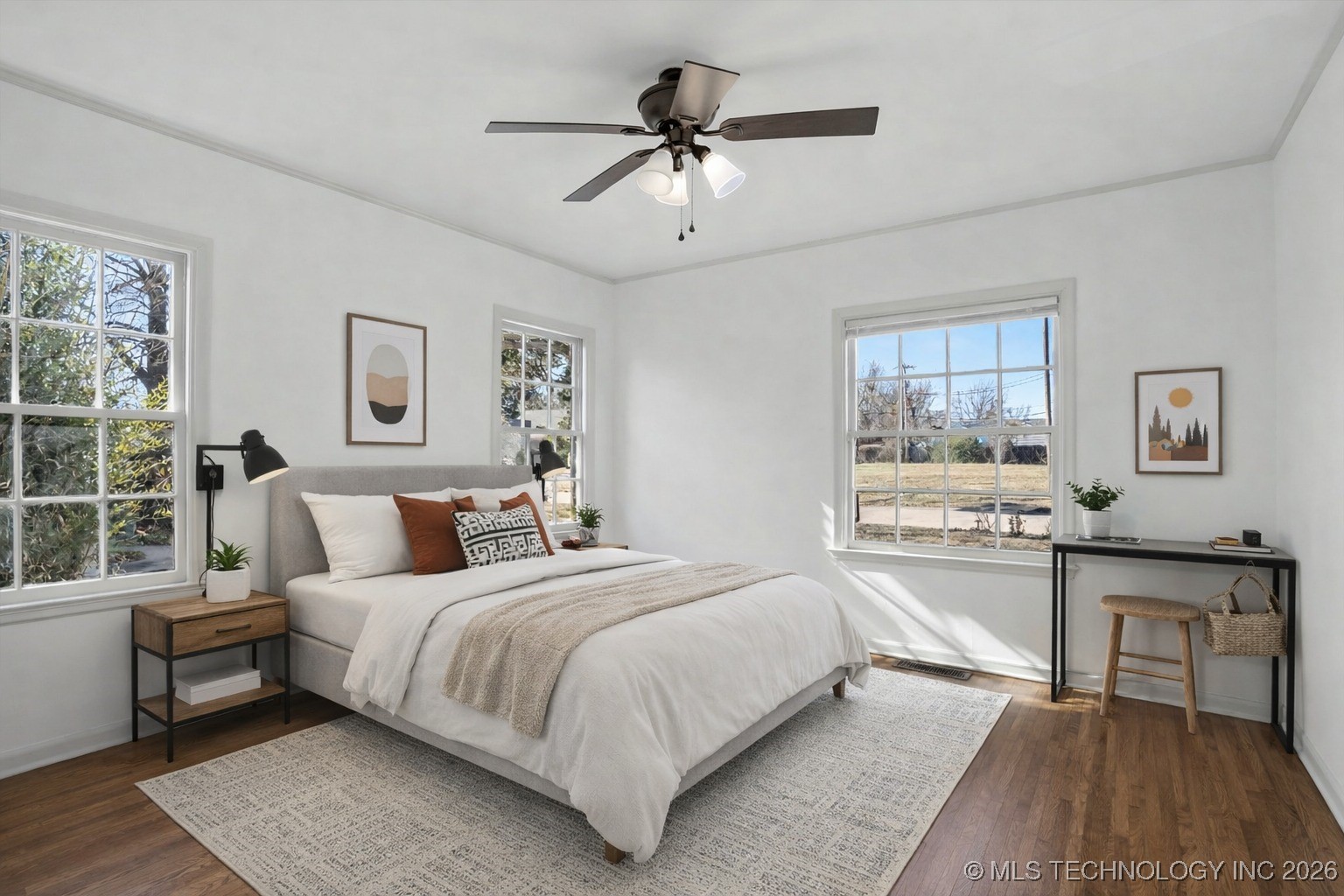 1111 S Vandalia Avenue Property Photo 11