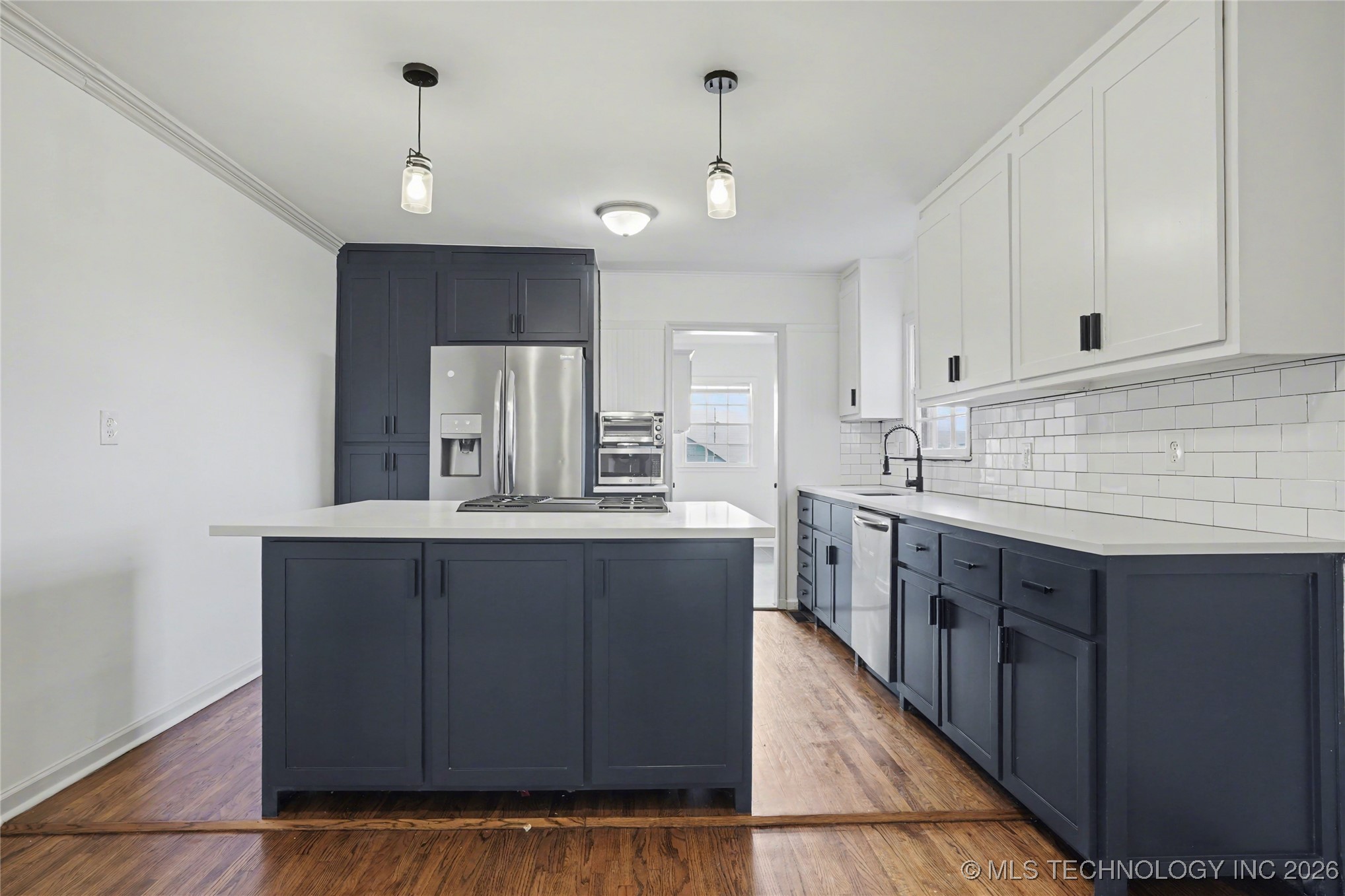 1111 S Vandalia Avenue Property Photo 20