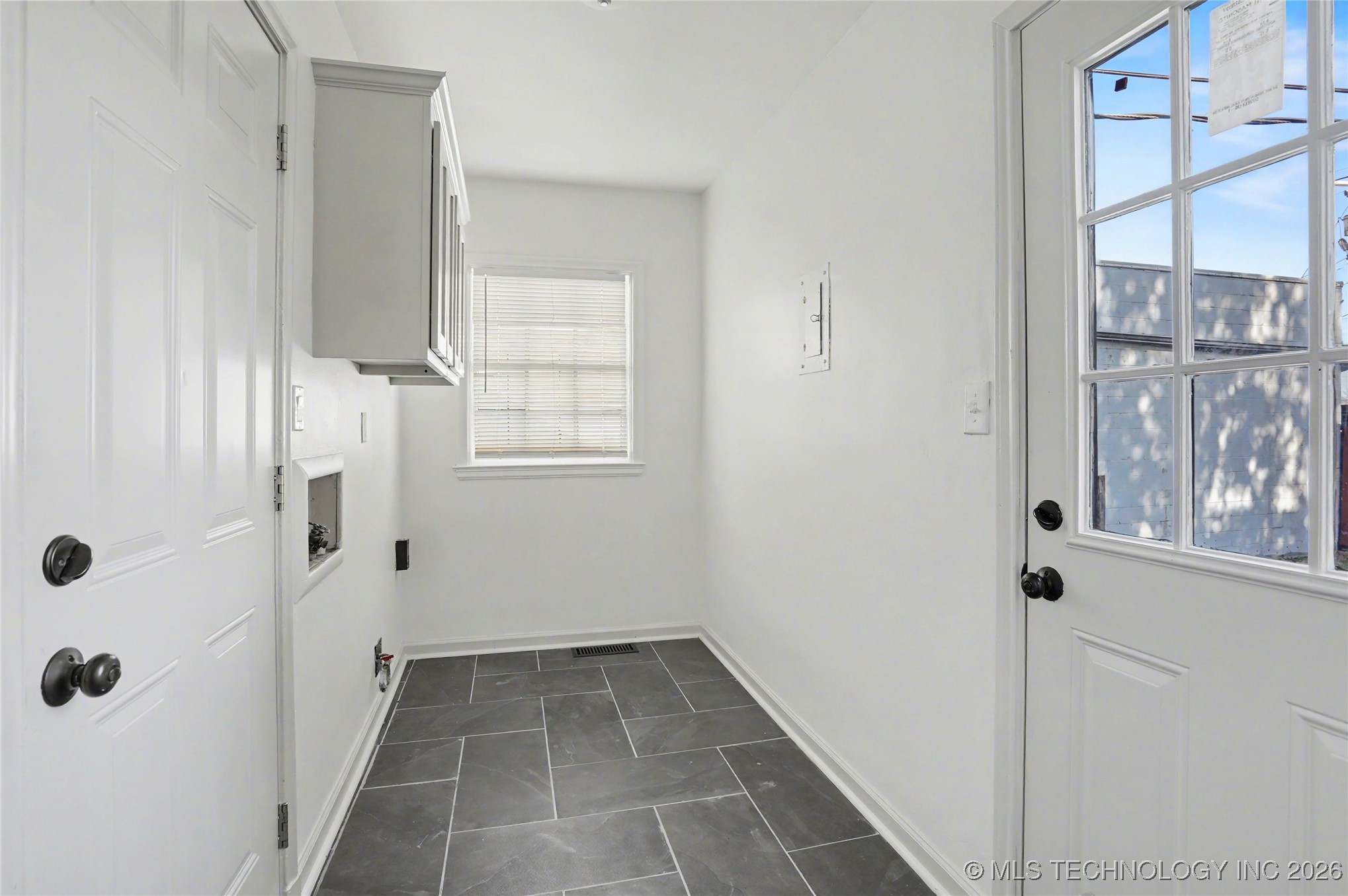 1111 S Vandalia Avenue Property Photo 24