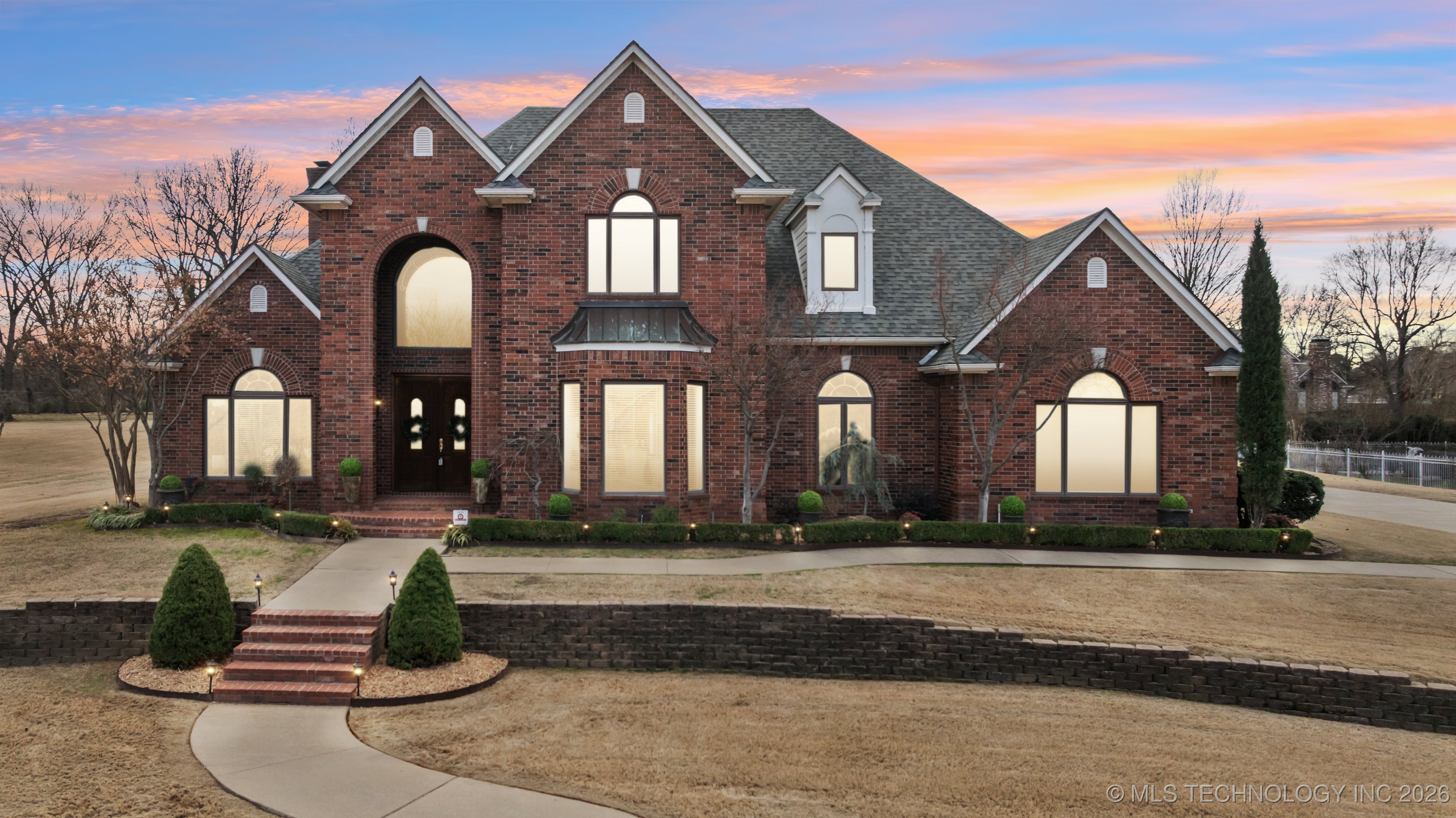 3423 River Bend Road Property Photo 1