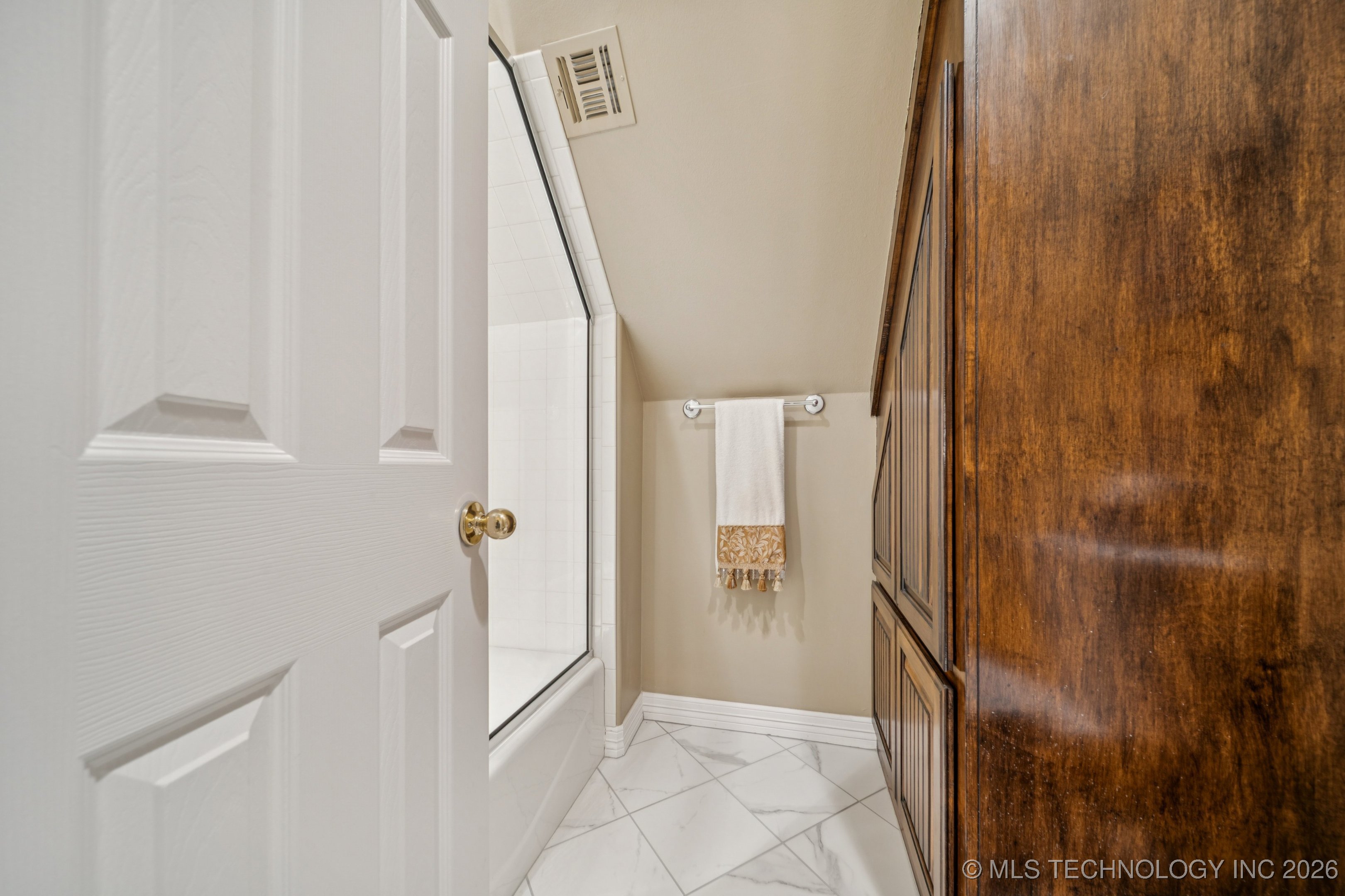 3423 River Bend Road Property Photo 42