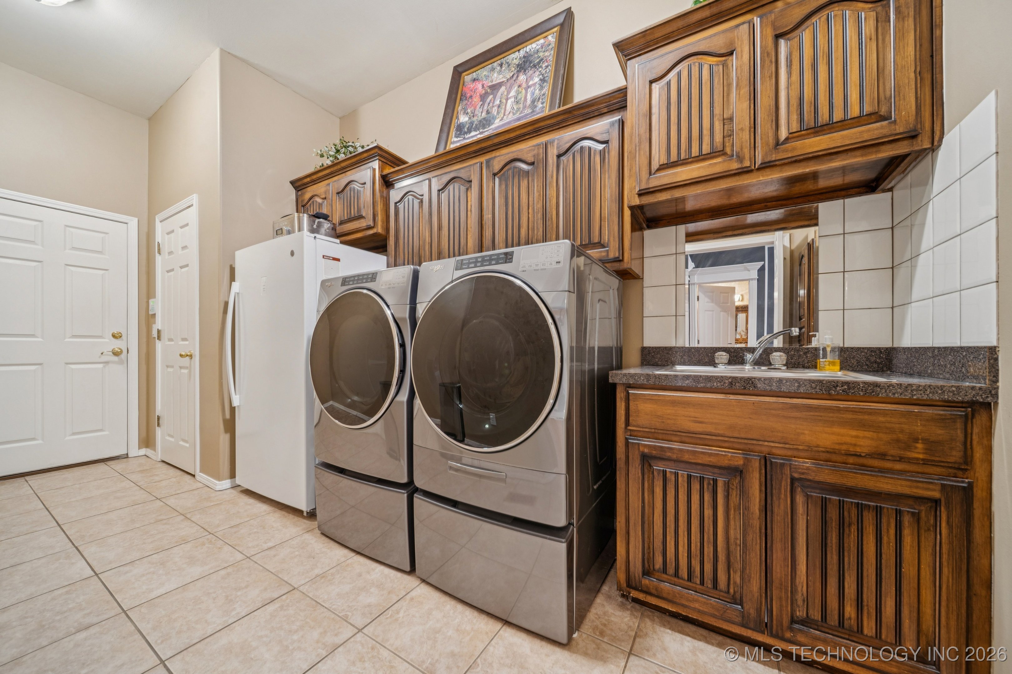 3423 River Bend Road Property Photo 44