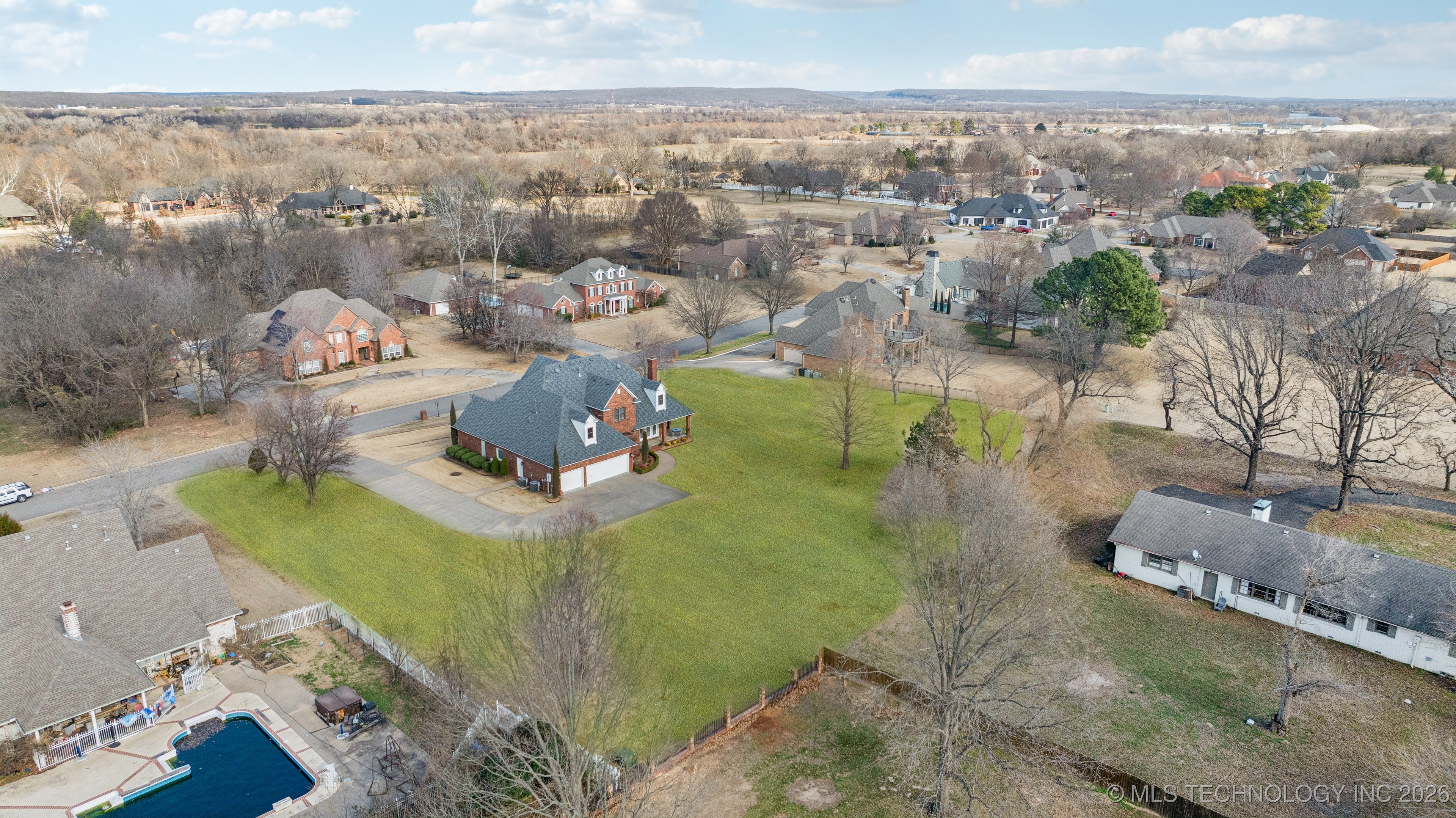 3423 River Bend Road Property Photo 54