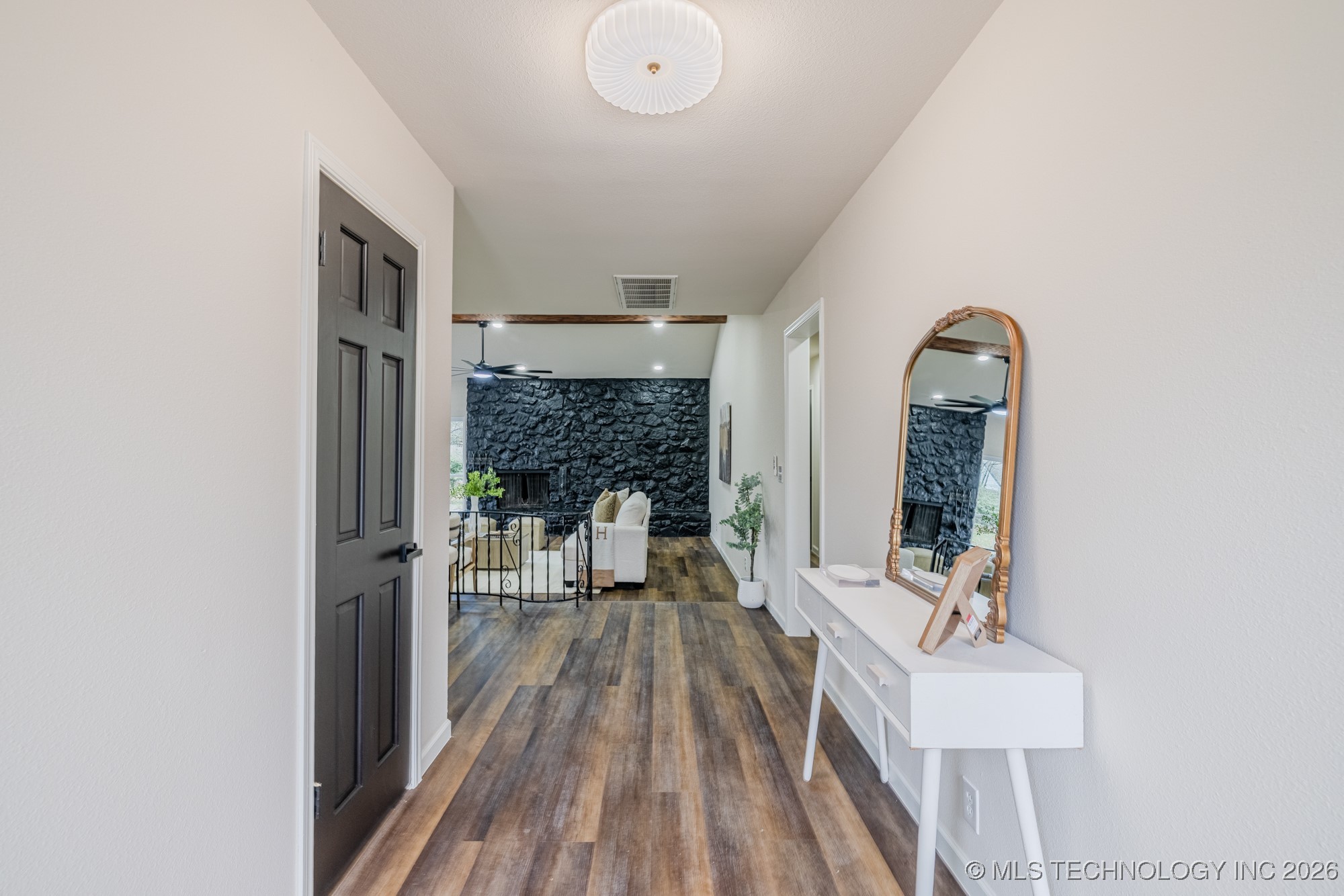 2107 E 52nd Place Property Photo 5