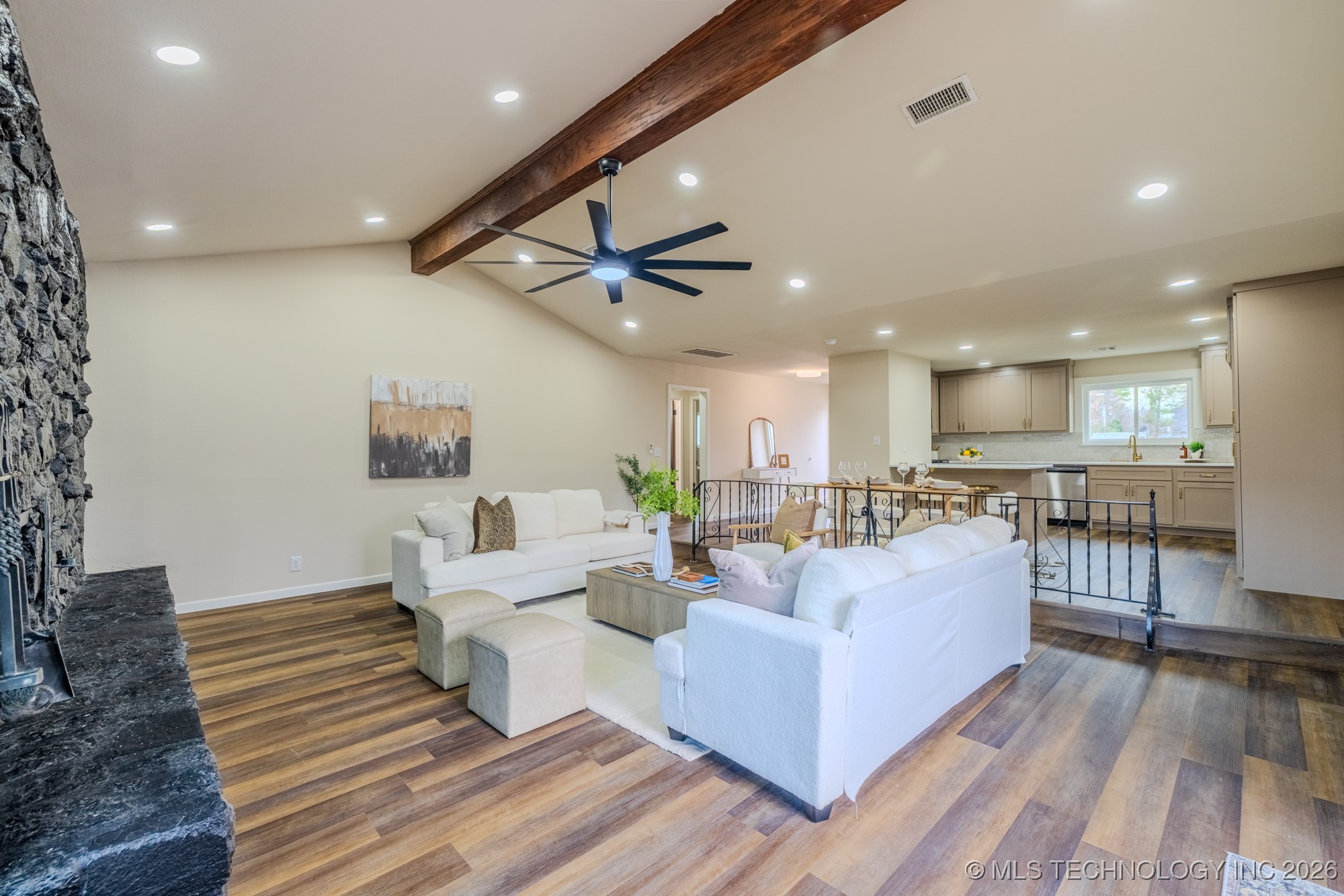 2107 E 52nd Place Property Photo 10