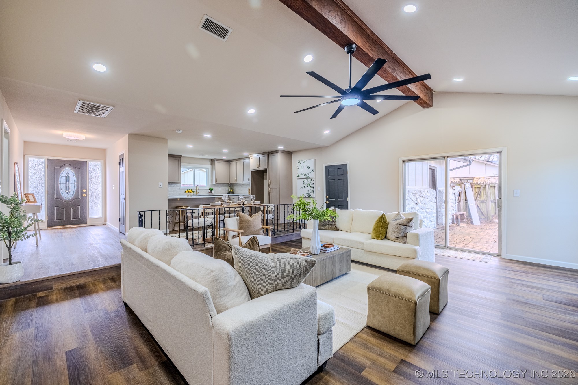 2107 E 52nd Place Property Photo 11