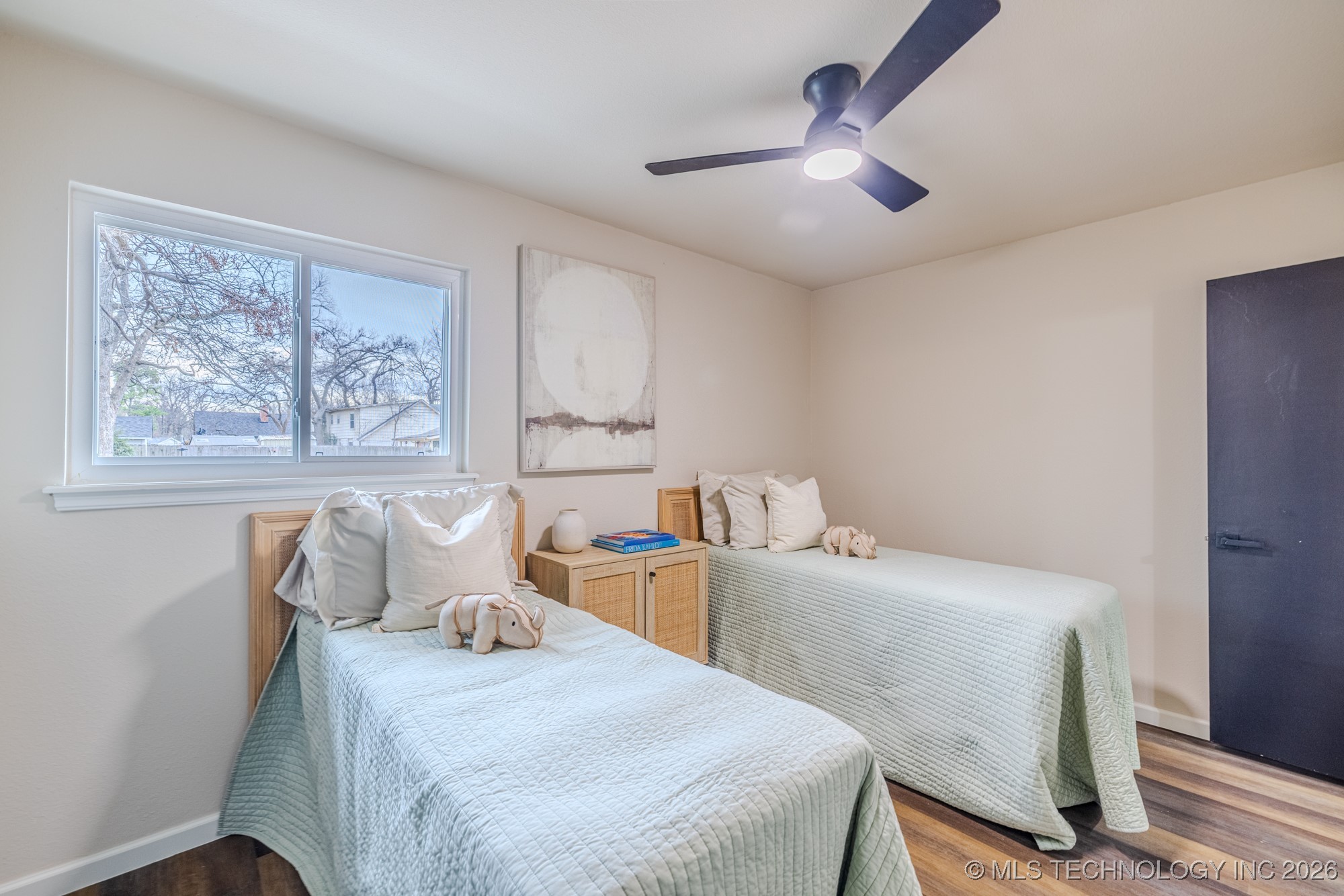 2107 E 52nd Place Property Photo 19