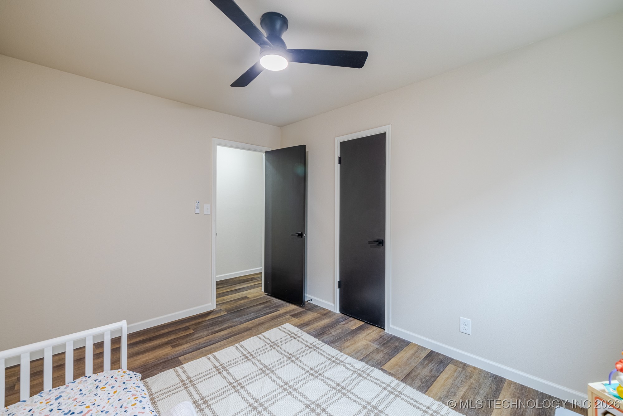 2107 E 52nd Place Property Photo 24