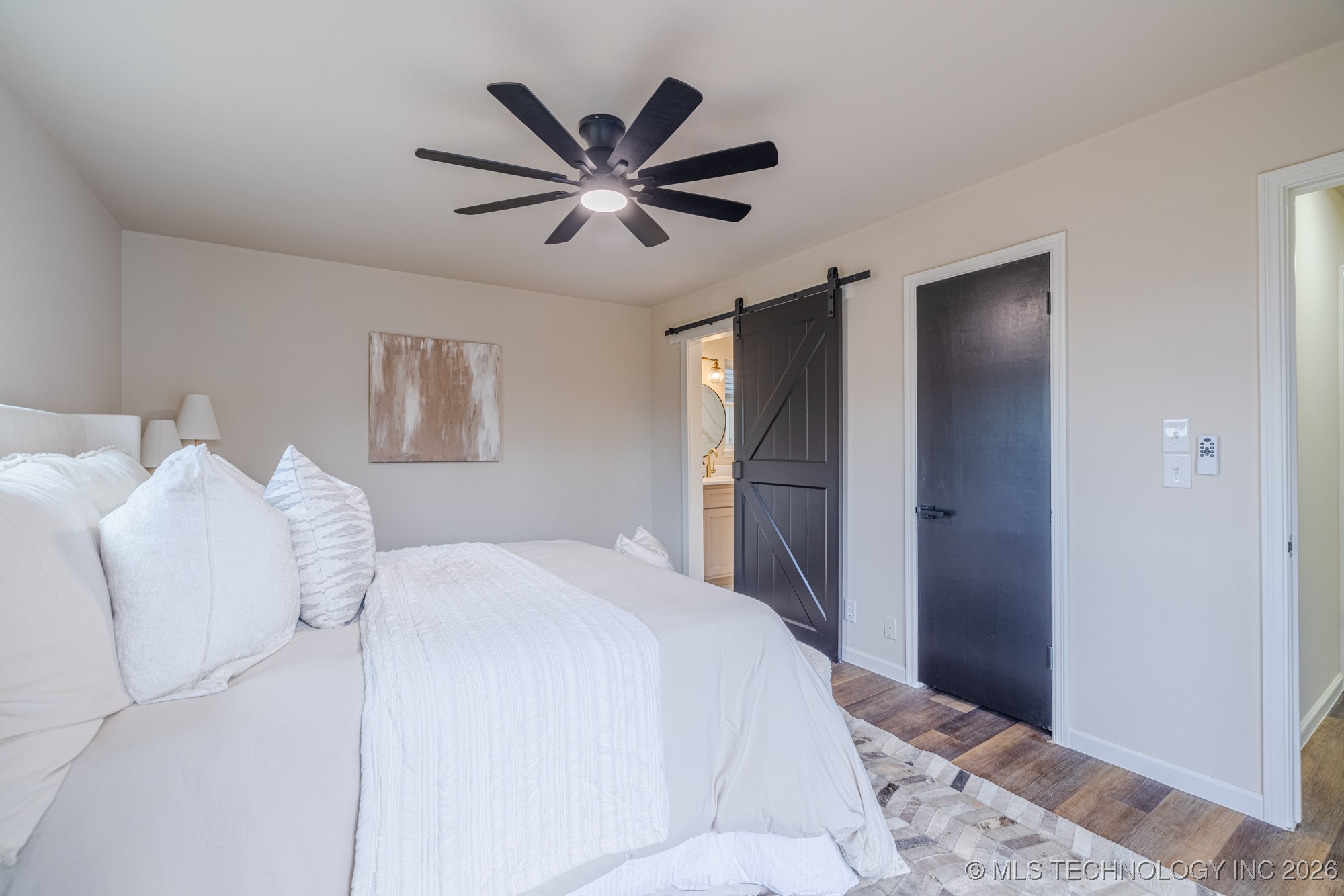 2107 E 52nd Place Property Photo 27