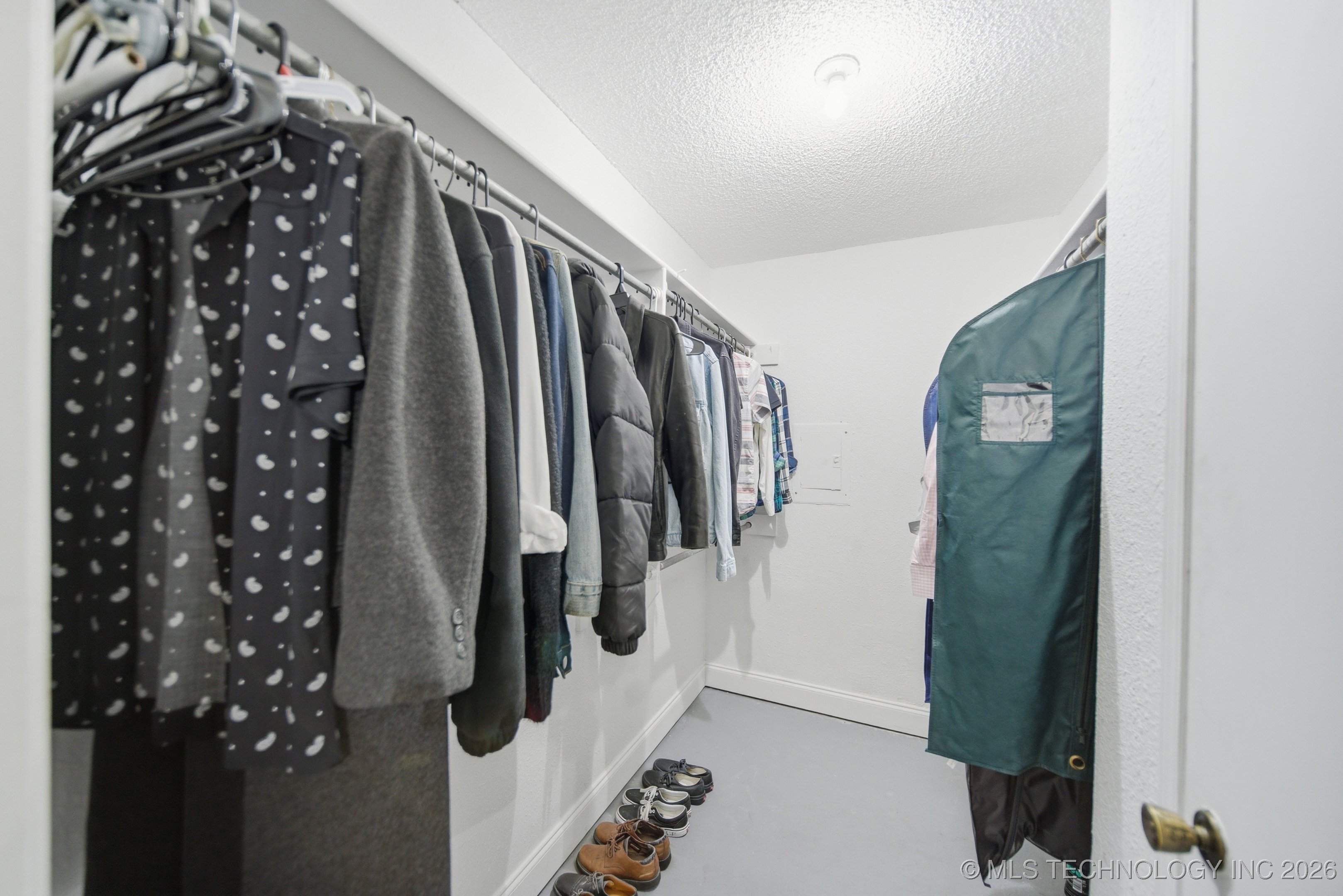 2215 E 67th Street 1511 Property Photo 15