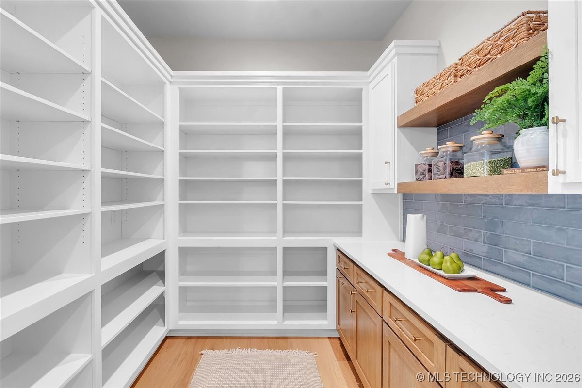 1207 N 71st Place Property Photo 13