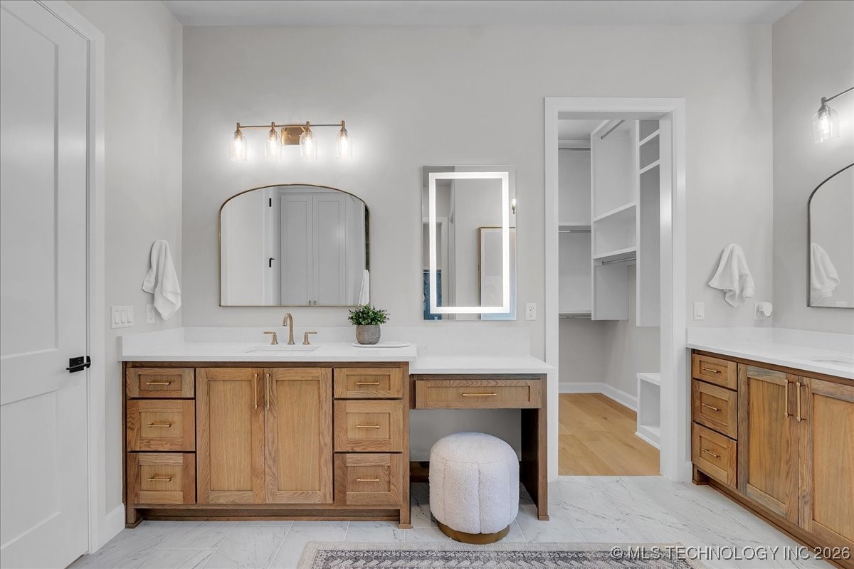 1207 N 71st Place Property Photo 19