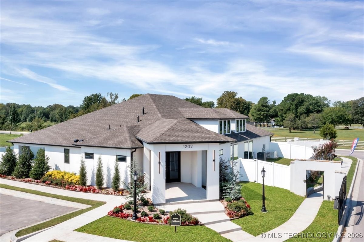 1207 N 71st Place Property Photo 29