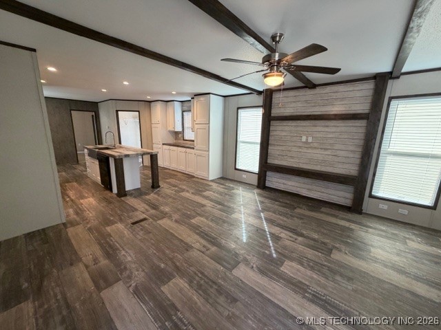 5655 Bermuda Drive Property Photo 4