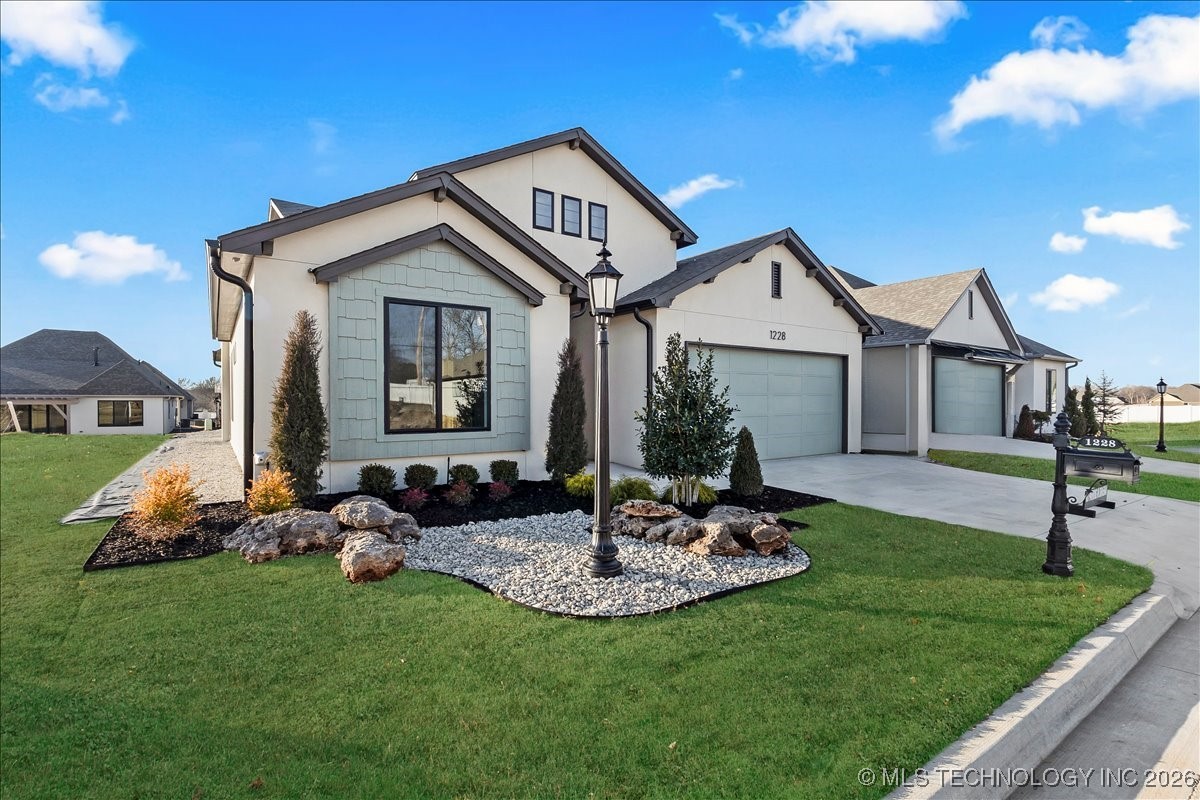 1228 N 72nd Street Property Photo 3