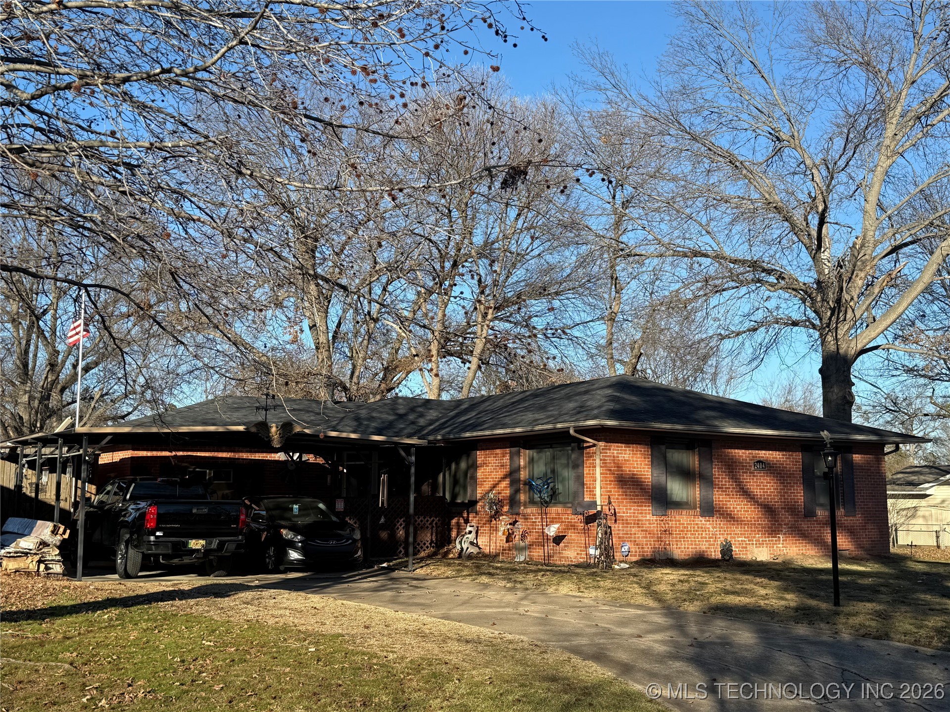 2404 Tull Avenue Property Photo 1