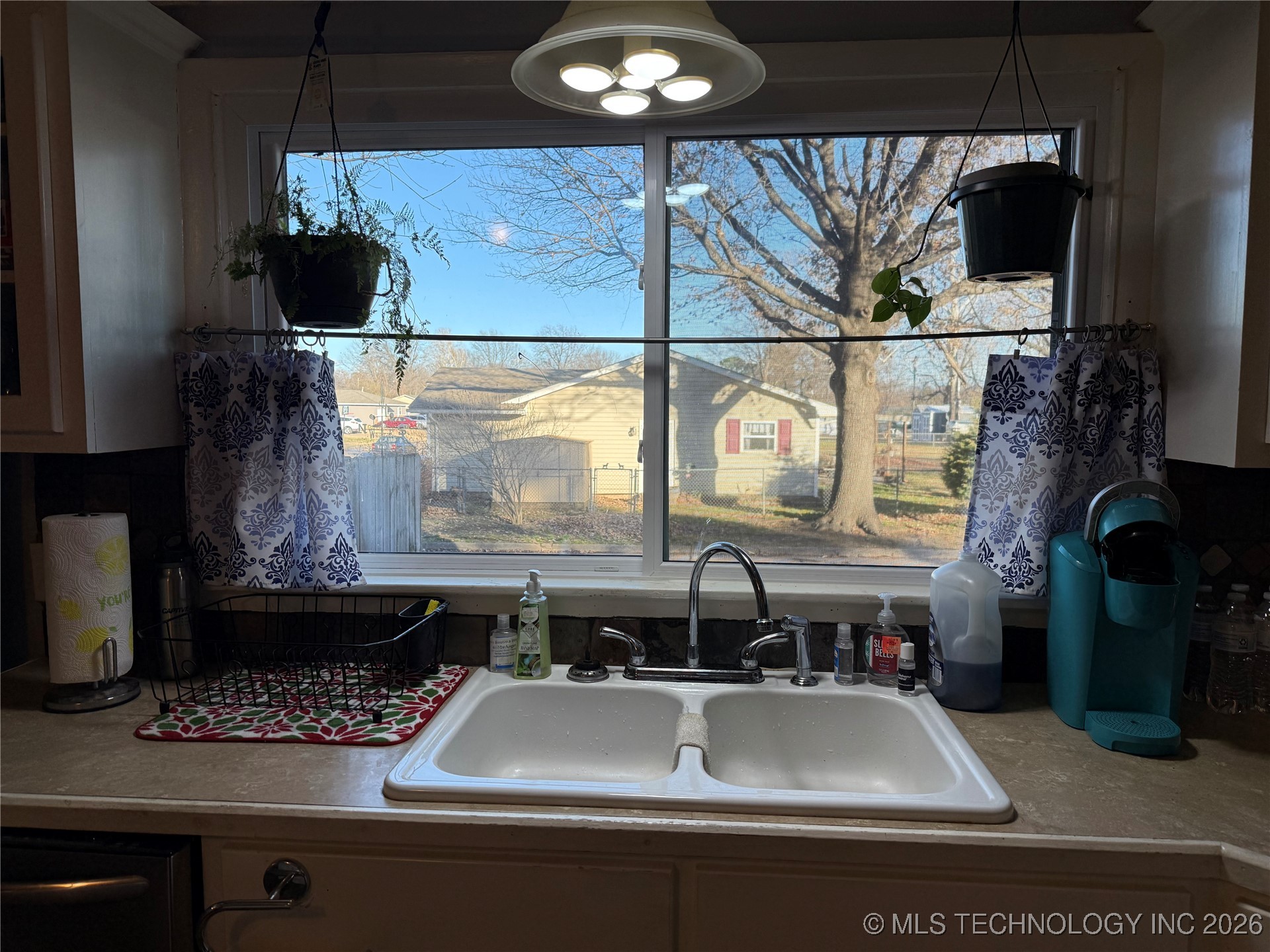 2404 Tull Avenue Property Photo 12