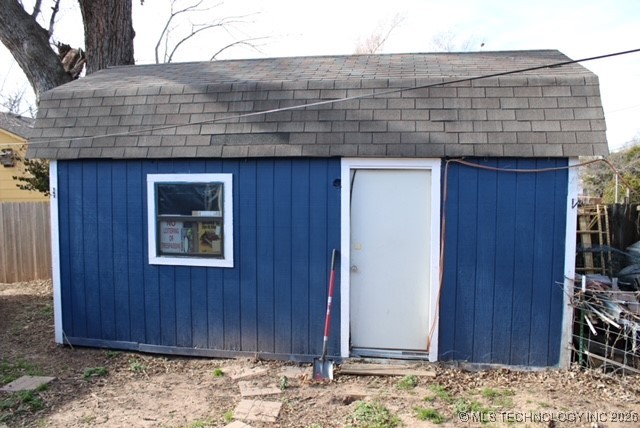 307 E 46th Street Property Photo 6