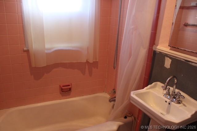 307 E 46th Street Property Photo 11