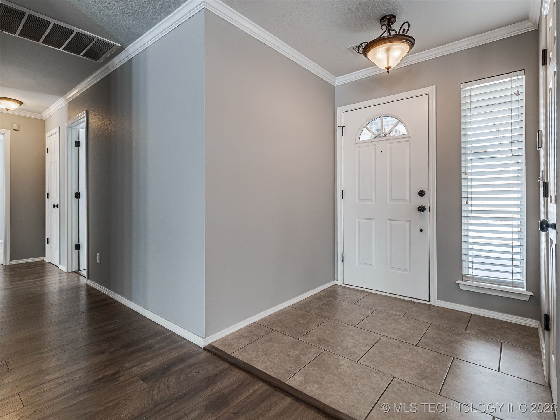 12410 E 80th Court North Property Photo 7