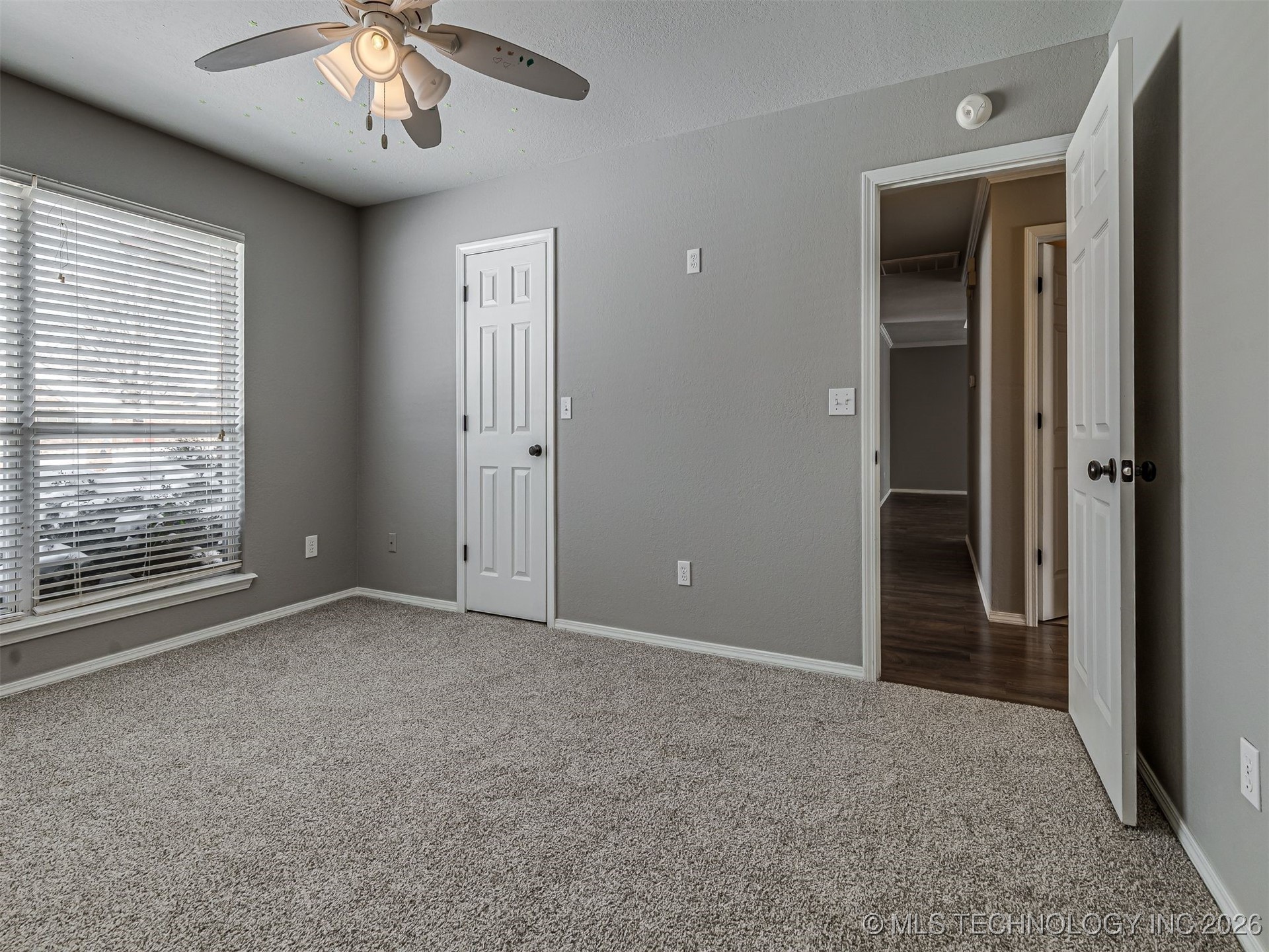 12410 E 80th Court North Property Photo 22