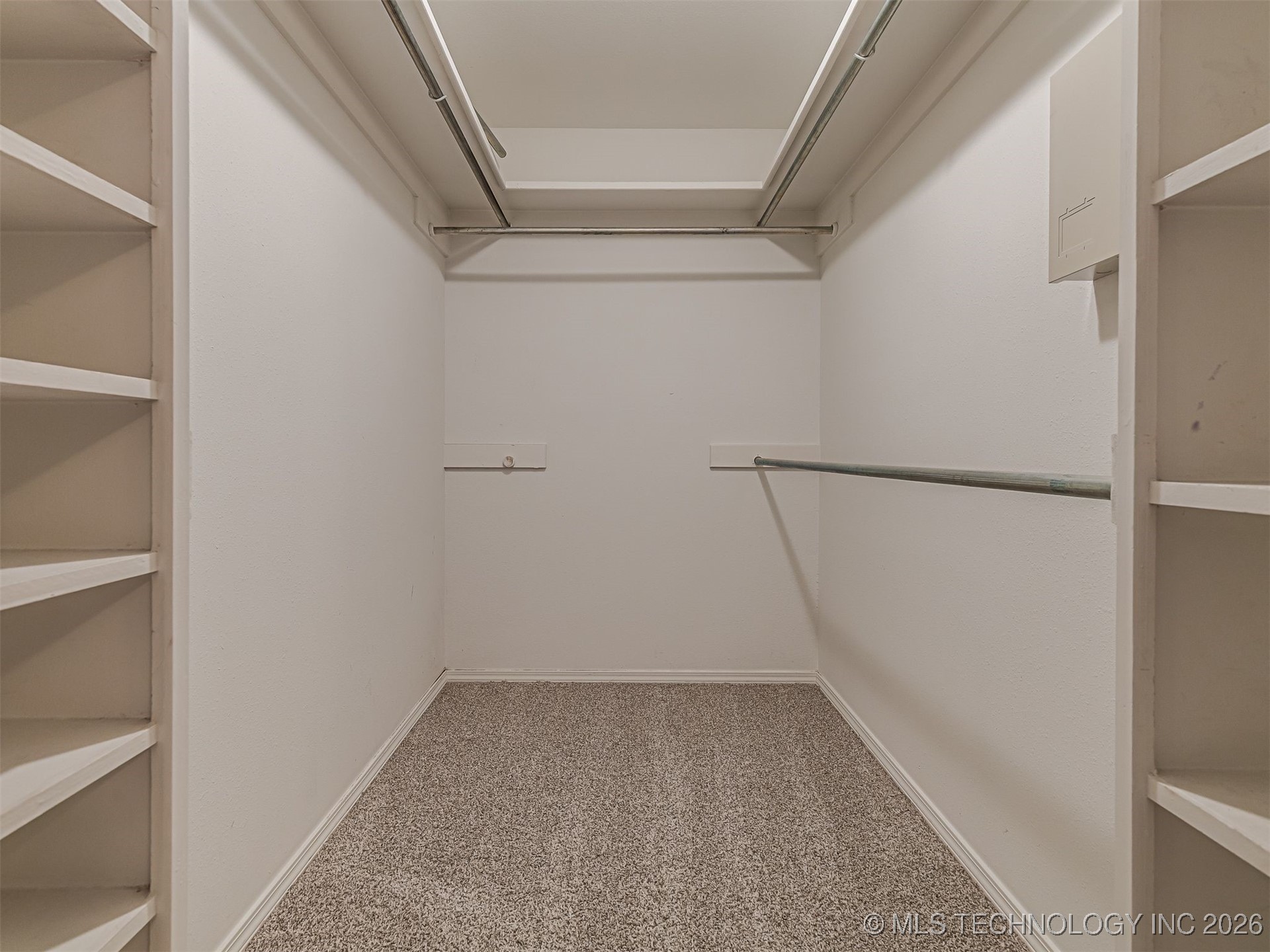 12410 E 80th Court North Property Photo 27