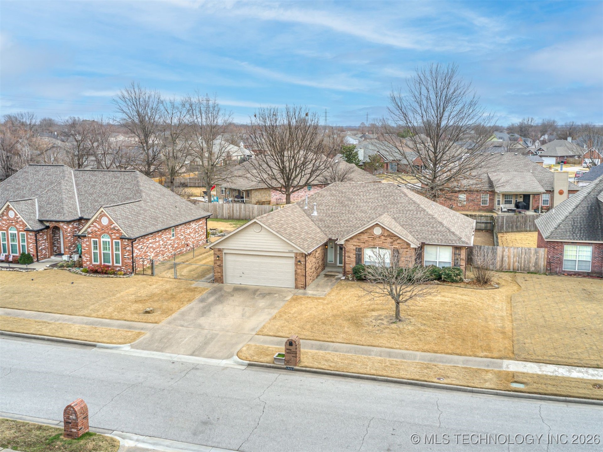 12410 E 80th Court North Property Photo 40