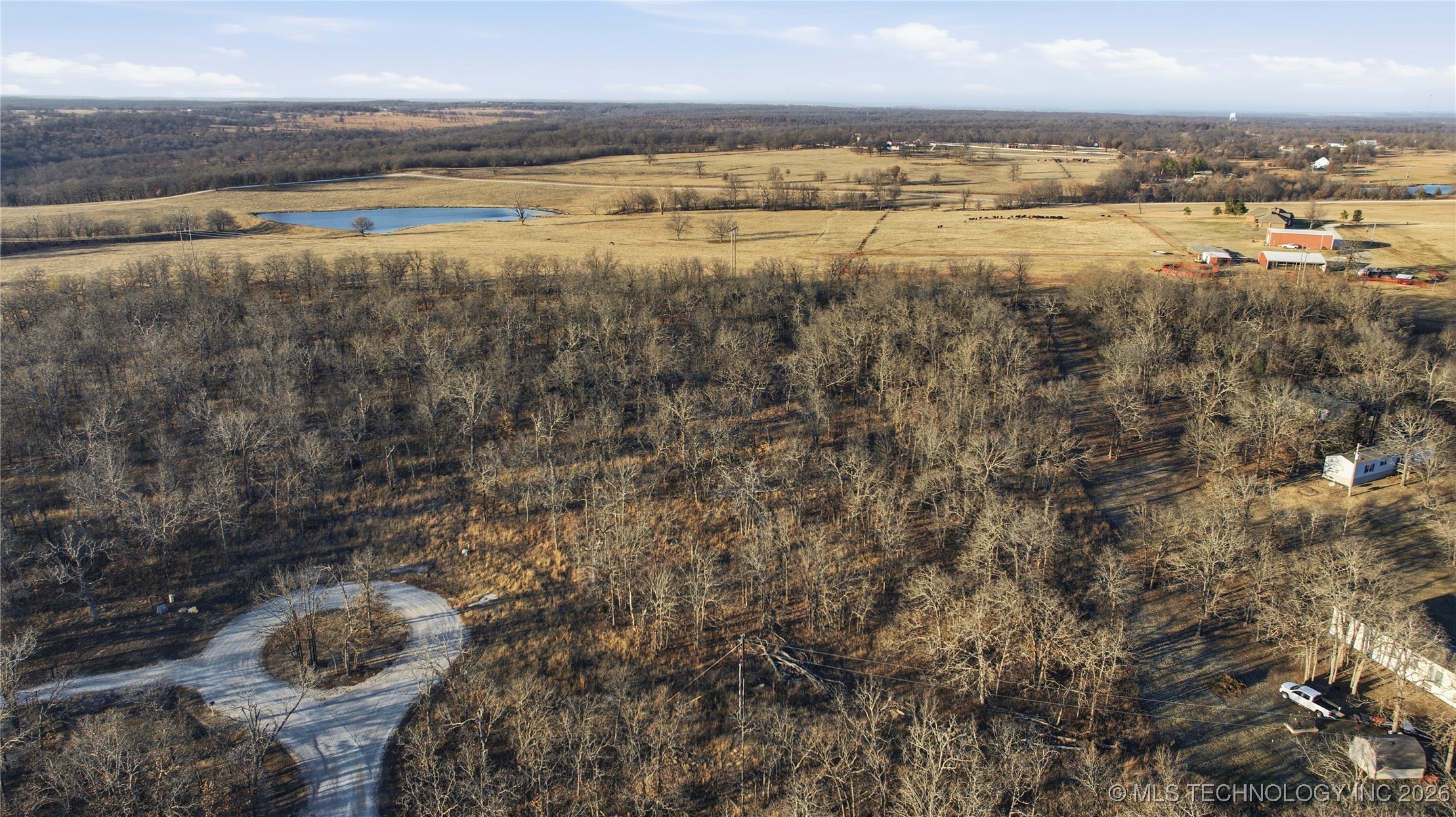 005 W 173rd Street North Property Photo 4