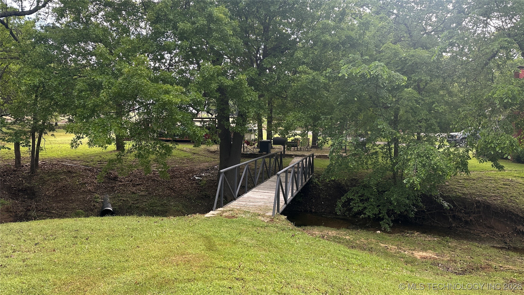 2584 Seminole Property Photo 14