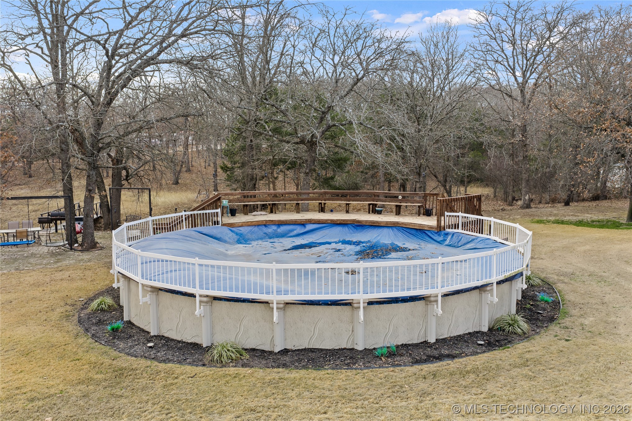 2584 Seminole Property Photo 16