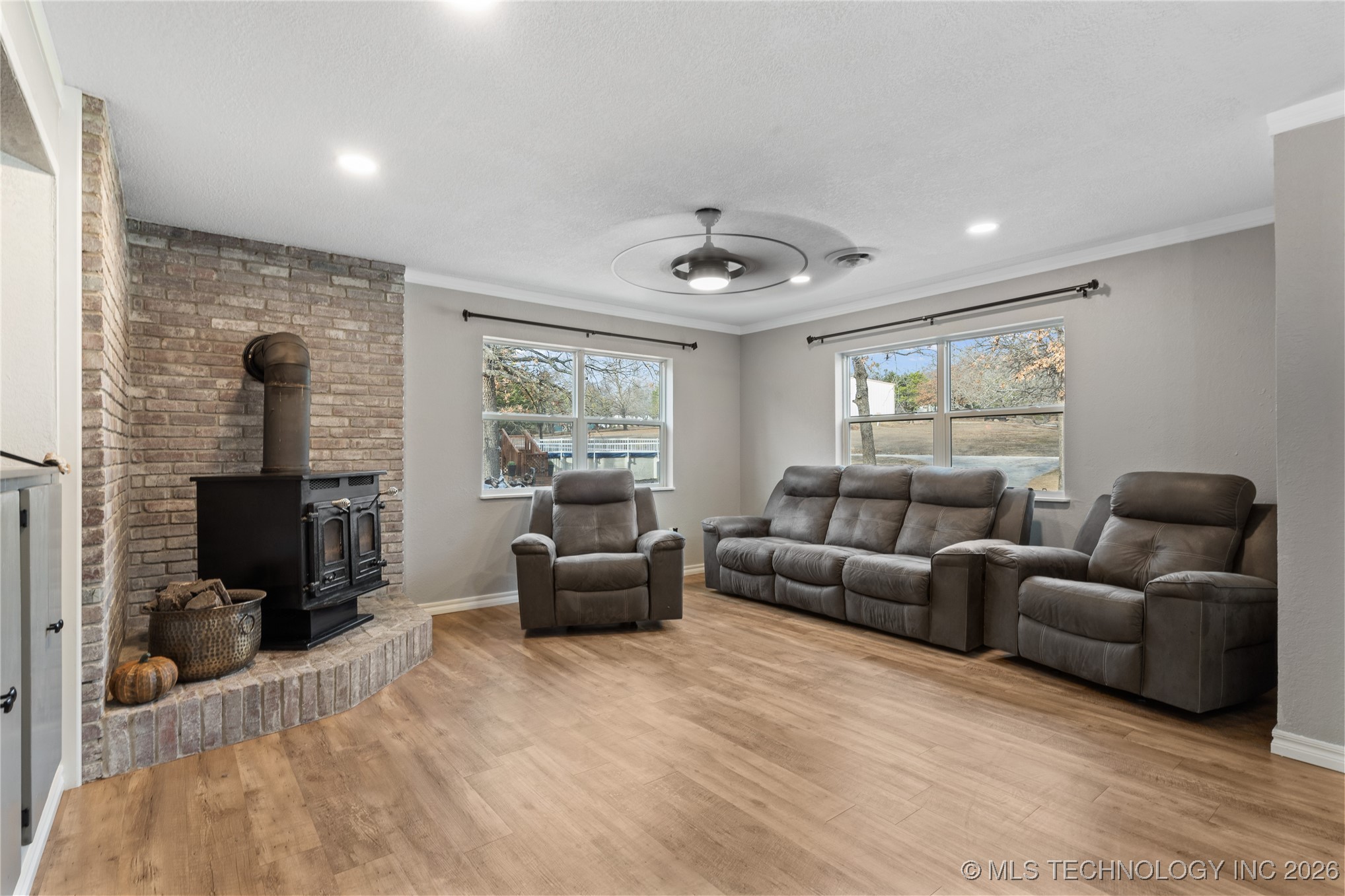 2584 Seminole Property Photo 23