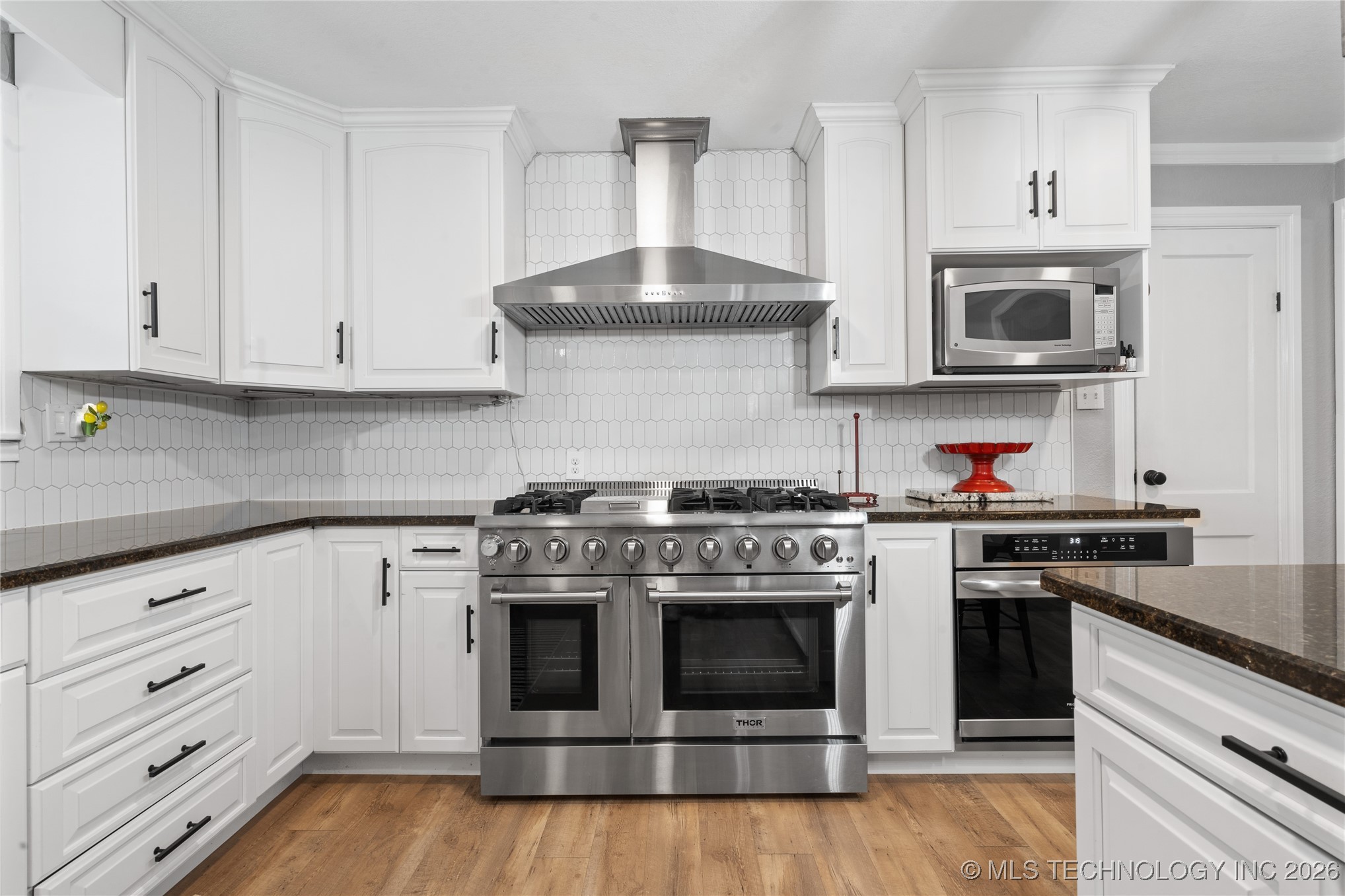 2584 Seminole Property Photo 27