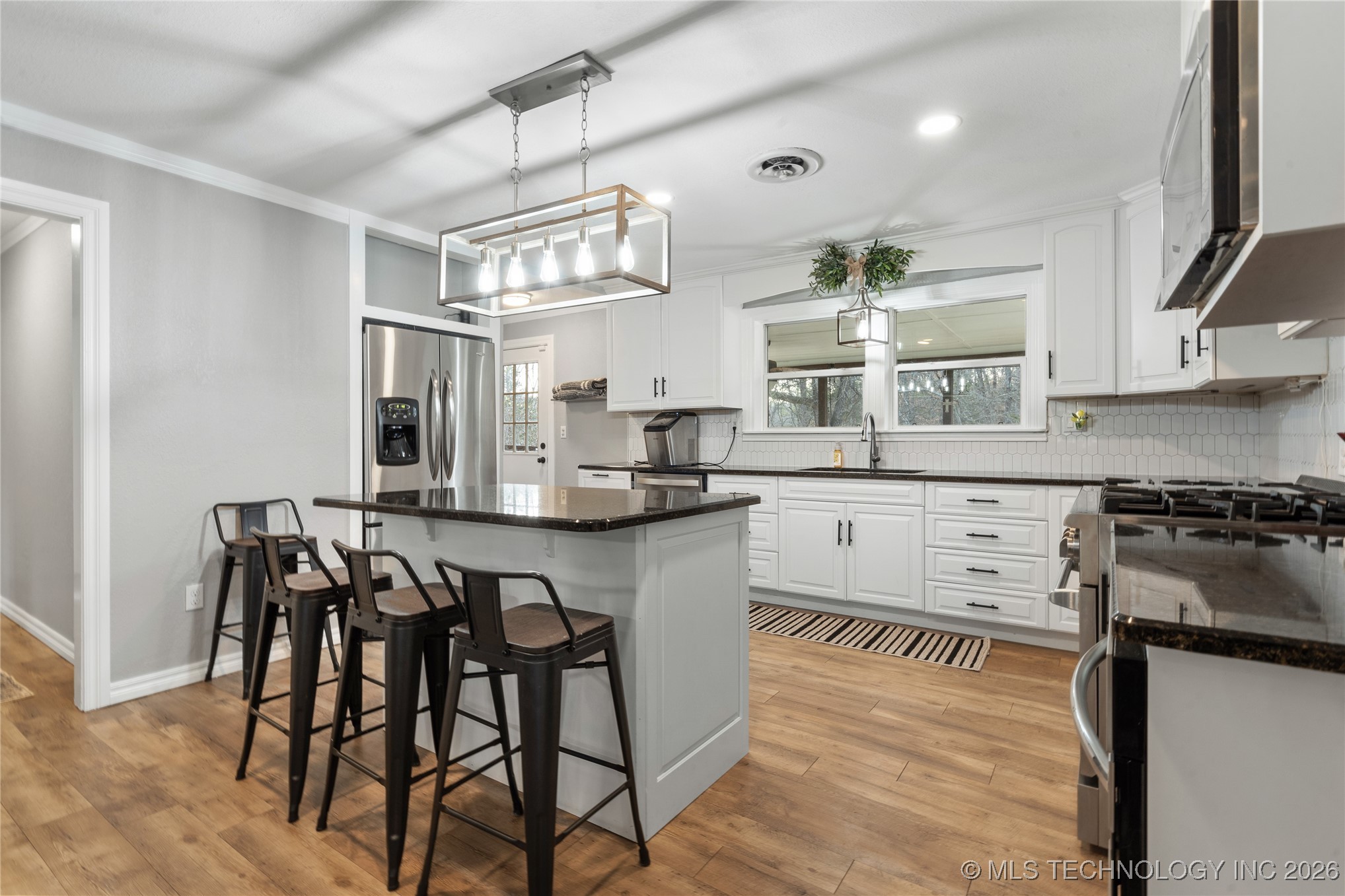 2584 Seminole Property Photo 30