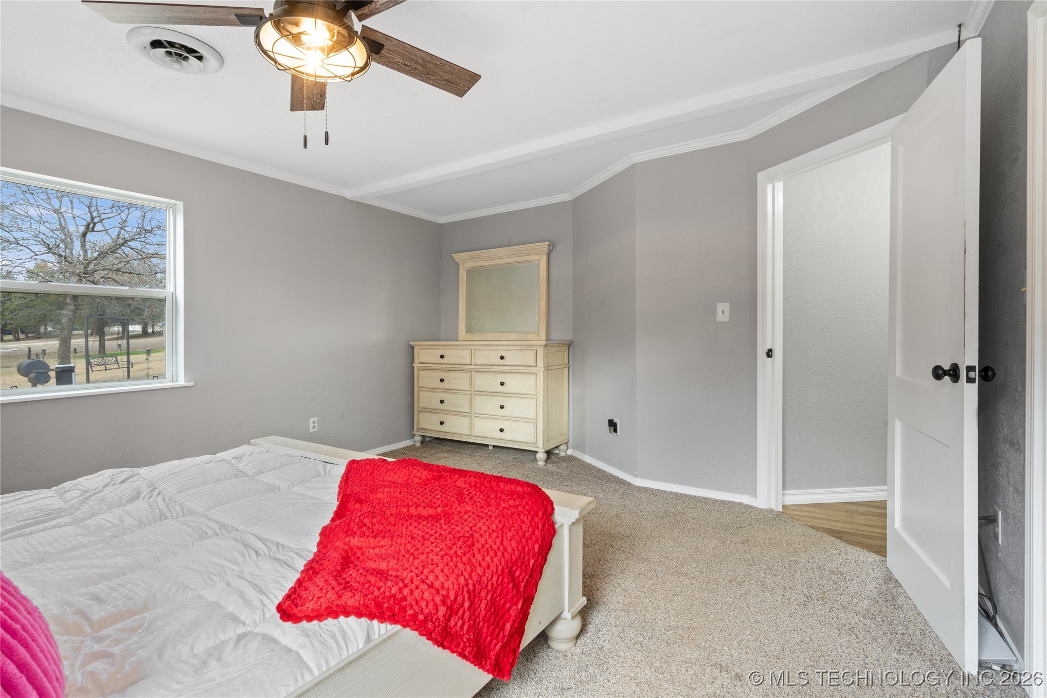 2584 Seminole Property Photo 36